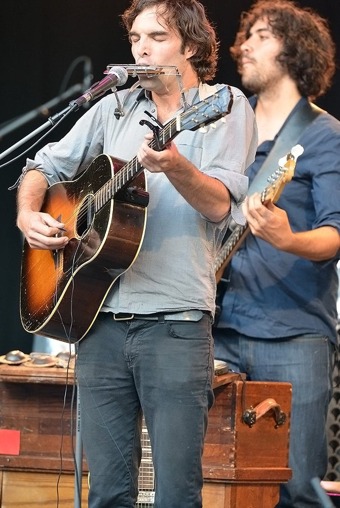 Vintage Guitar Artist Spotlight: Brad Barr and his '51 Gibson J-45