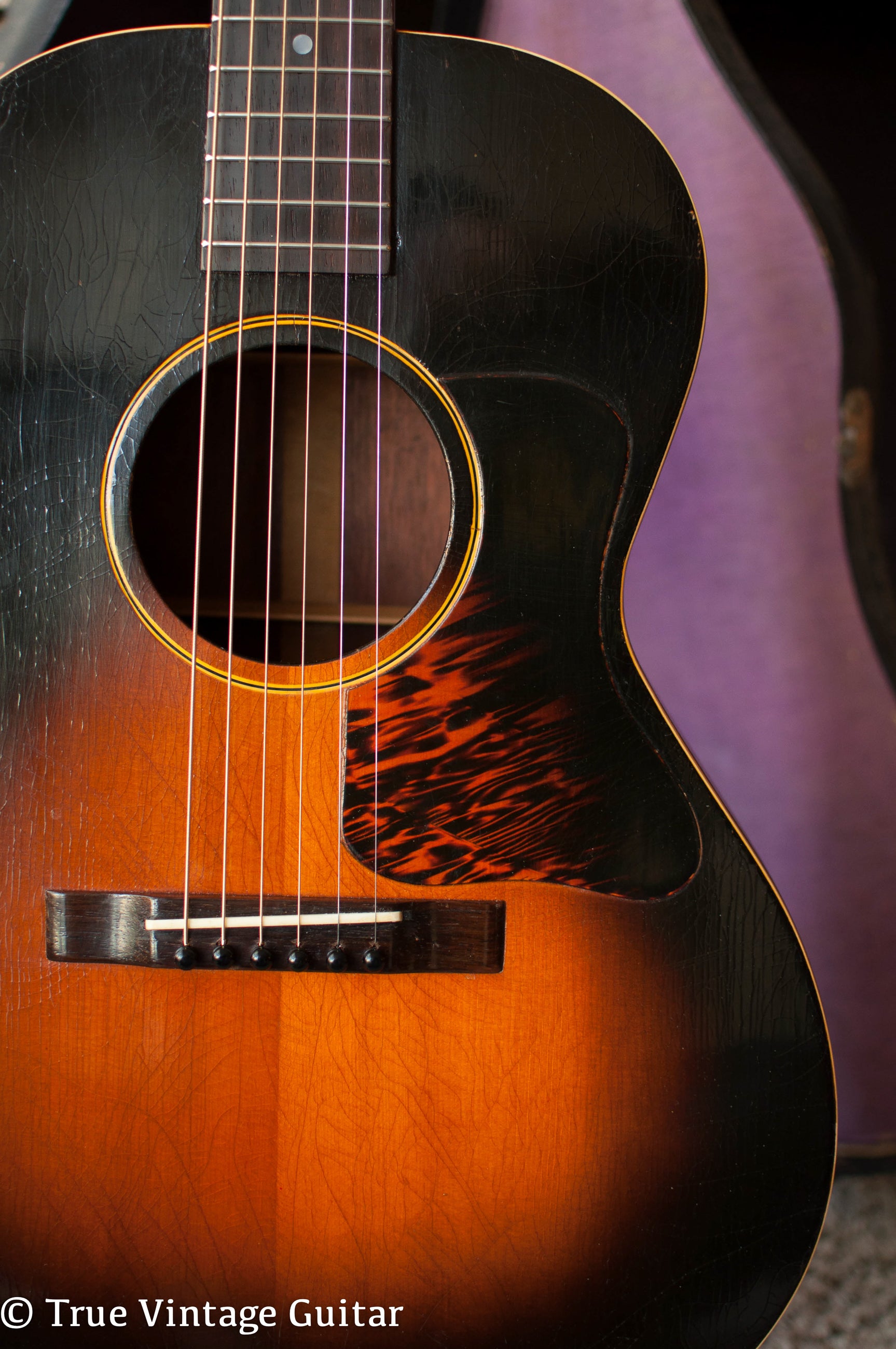 How to date vintage Gibson acoustic guitar