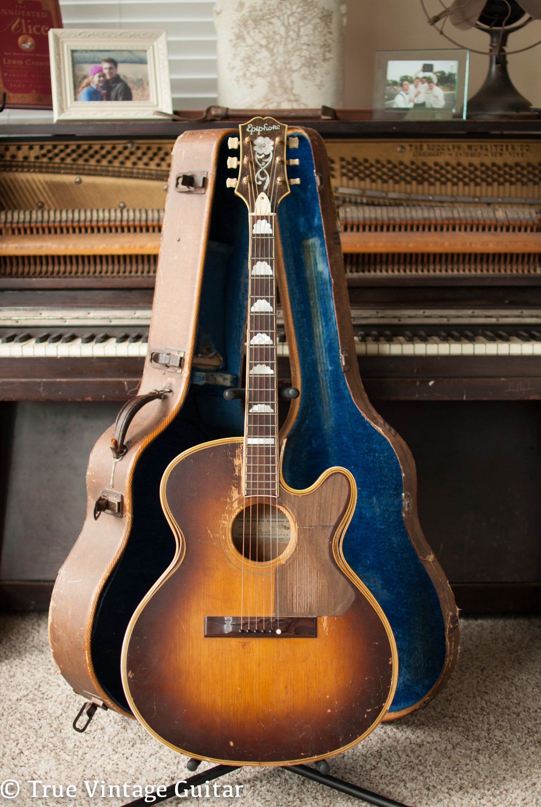 1954 Epiphone FT210 Deluxe Cutaway acoustic guitar