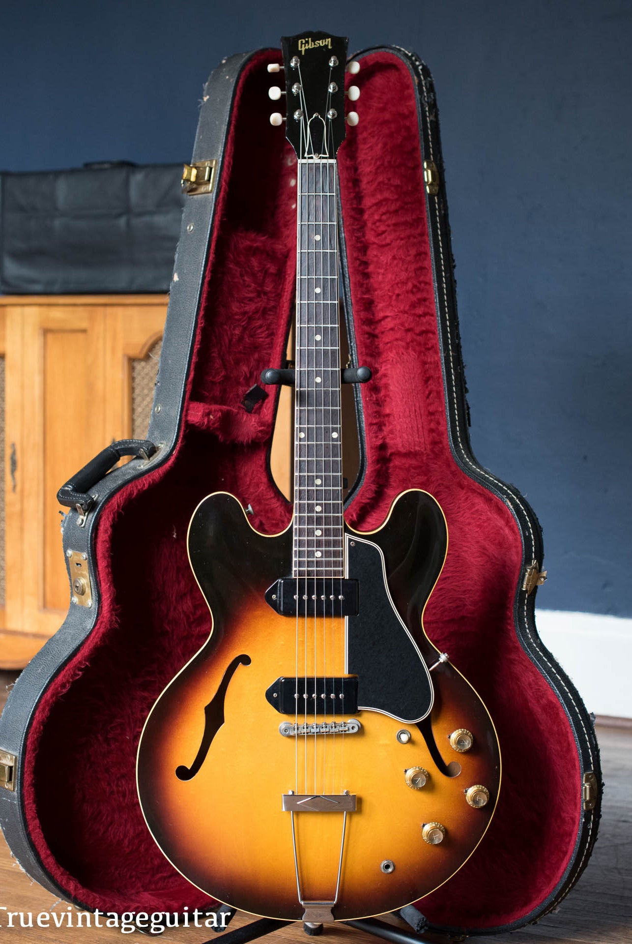 Vintage 1960 Gibson ES-330 electric guitar