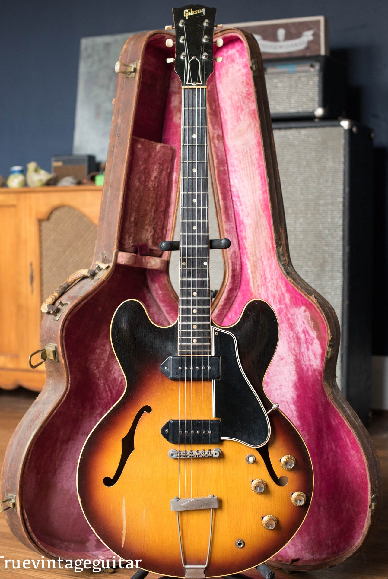 Vintage 1961 Gibson ES-330 electric guitar