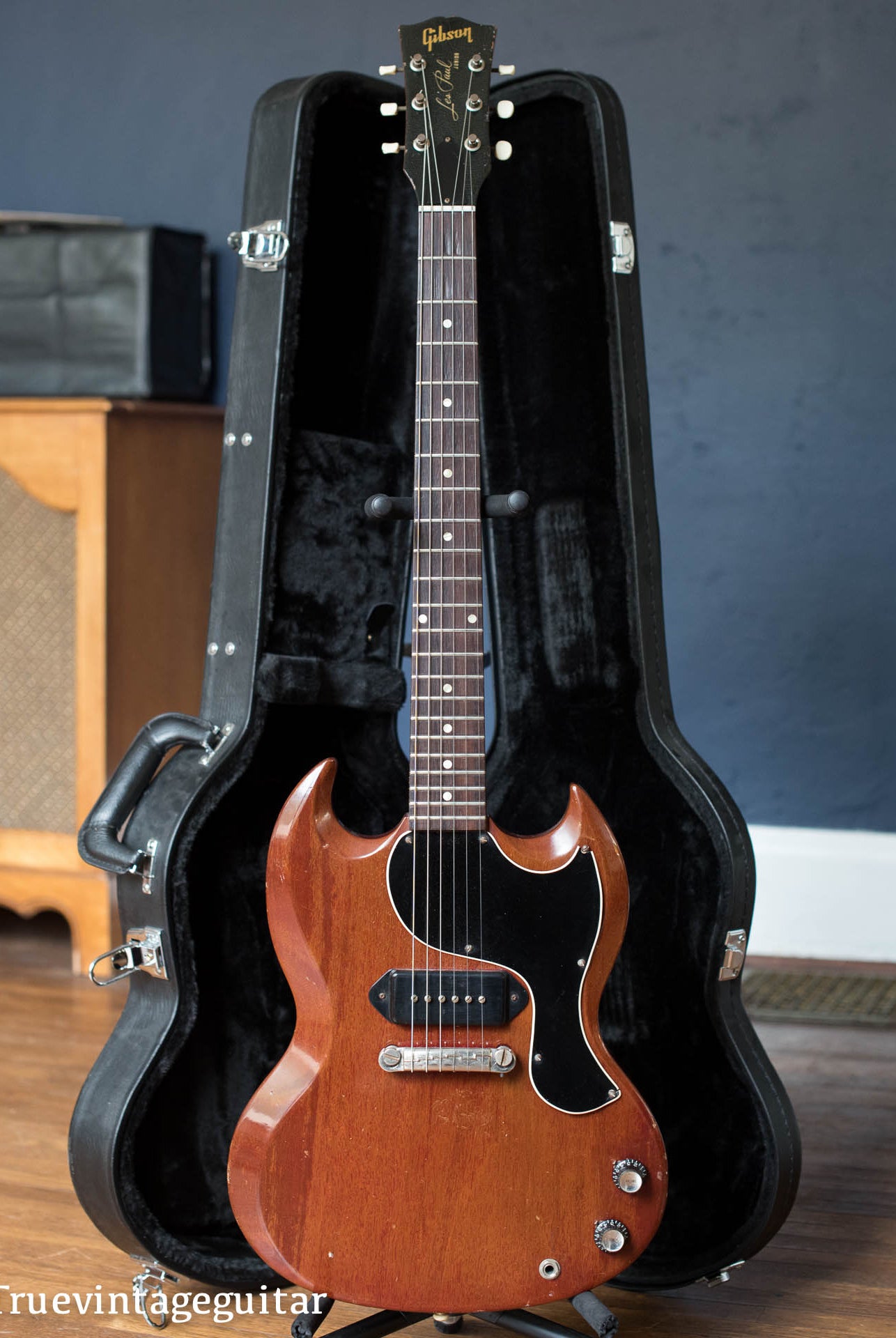 Vintage 1962 Gibson Les Paul Junior brown electric guitar