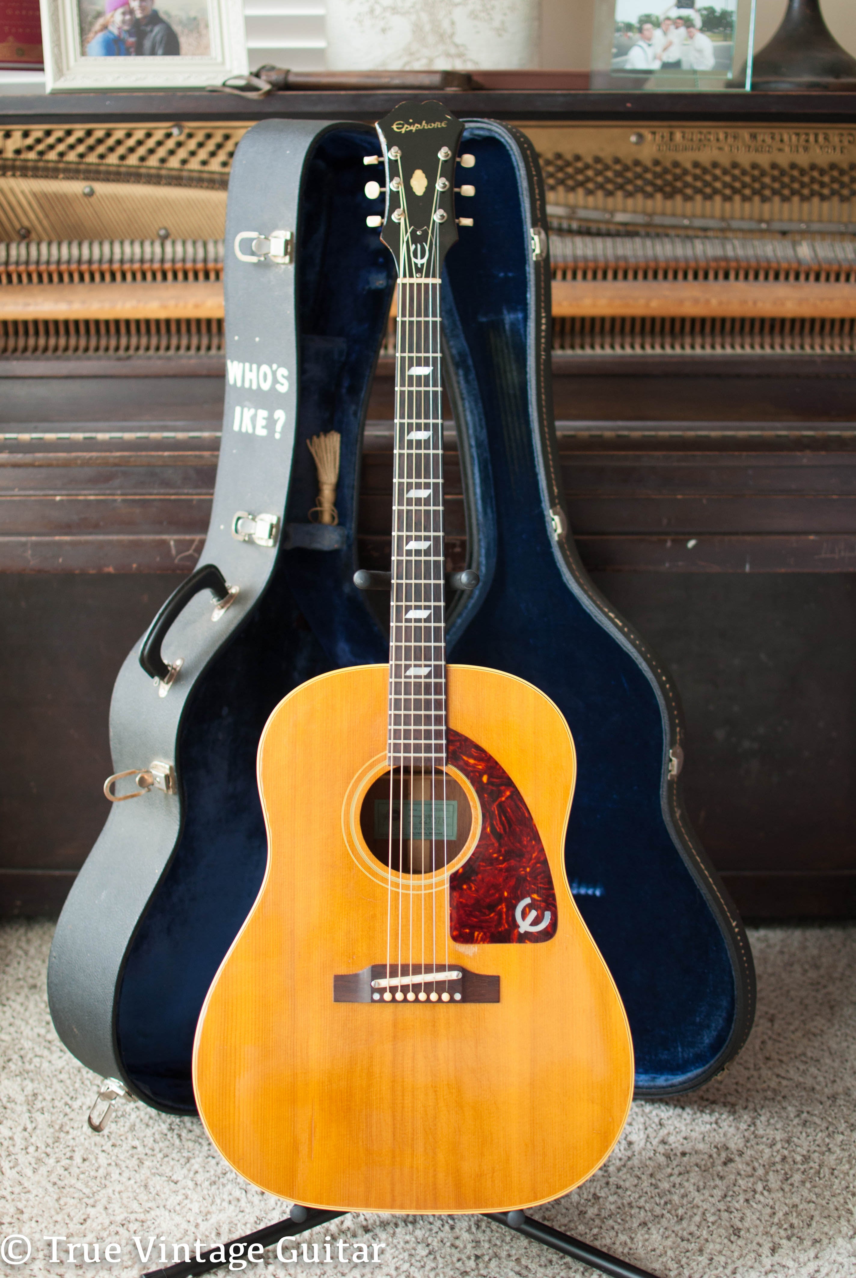 Vintage 1964 Epiphone FT-79 Texan acoustic guitar