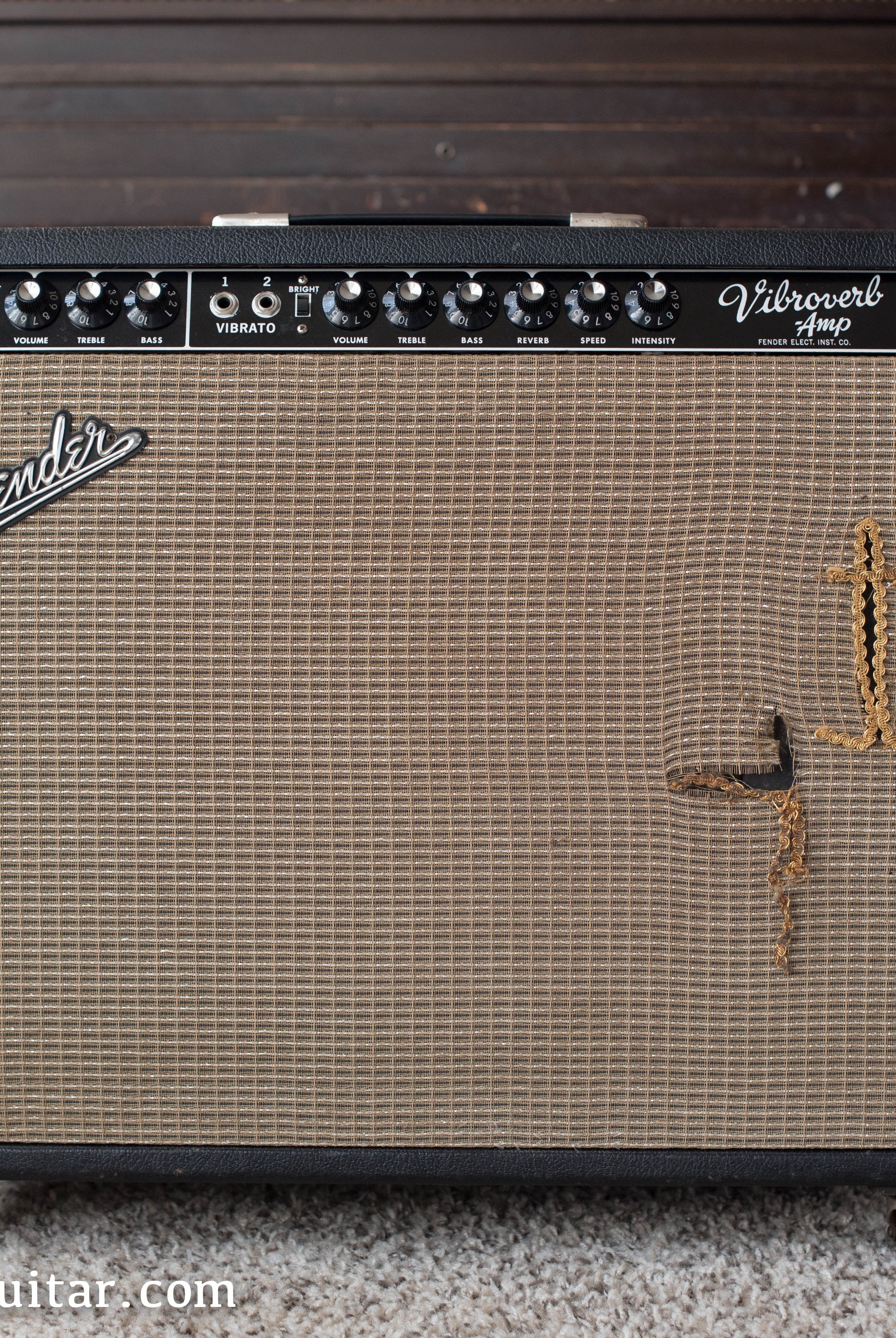 Vintage 1964 Fender Vibroverb guitar amplifier
