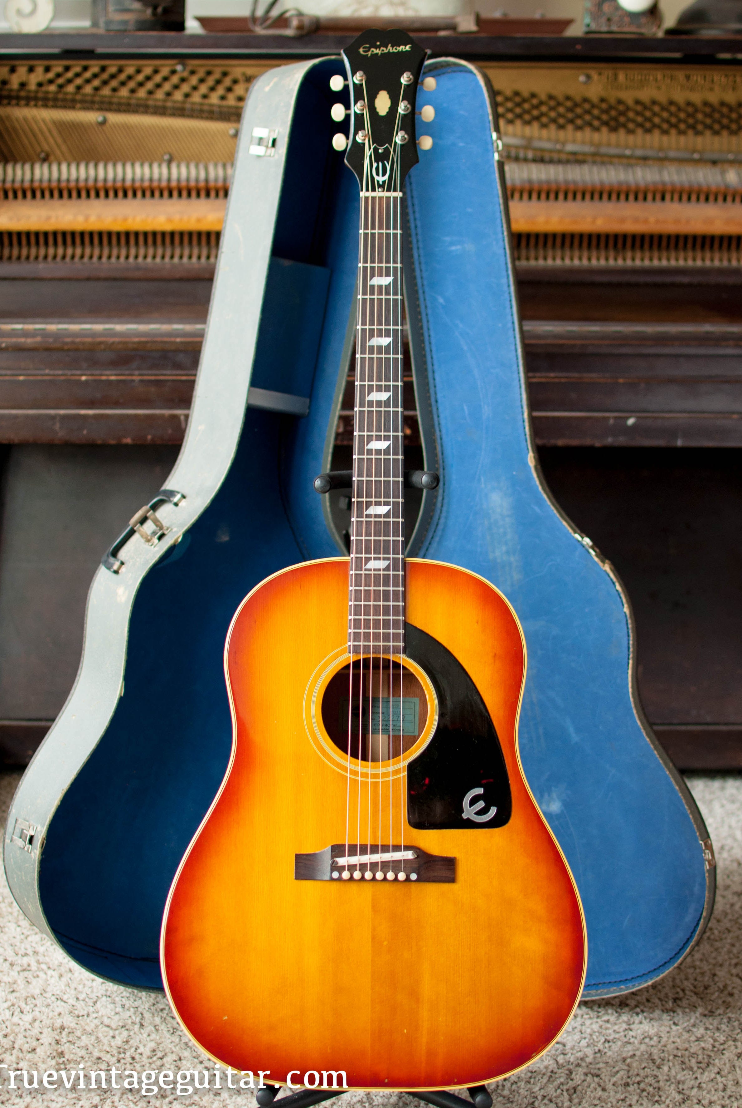 Vintage 1965 Epiphone FT-79 Texan acoustic guitar