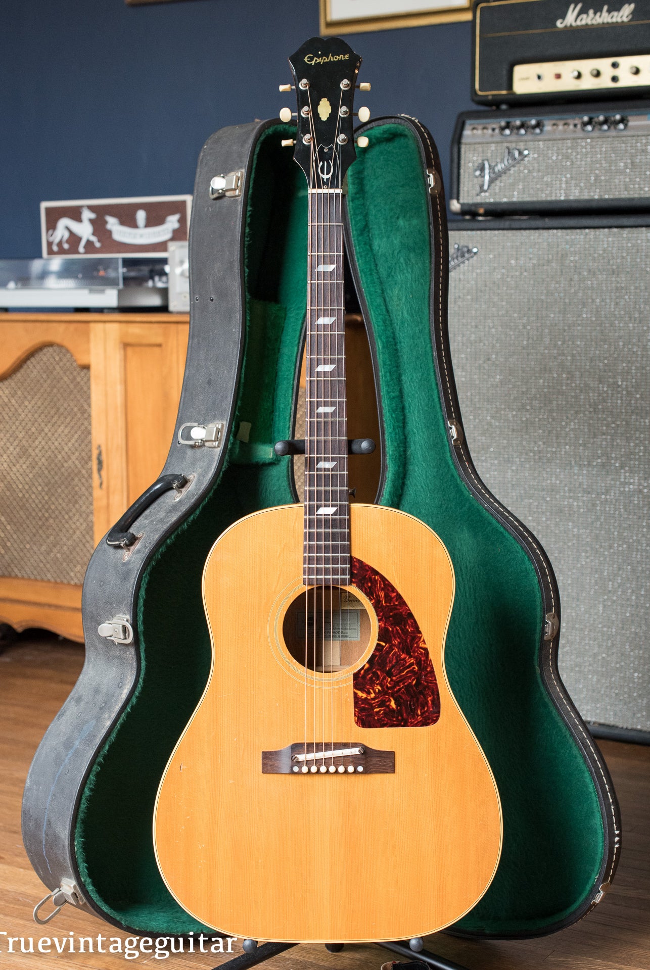 Vintage 1965 Epiphone FT-79 N Texan acoustic guitar