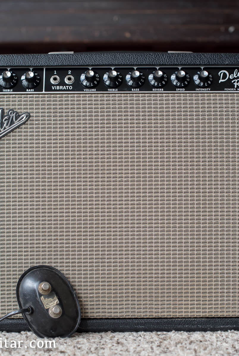 vintage 1966 Fender Deluxe Reverb black guitar amp amplifier