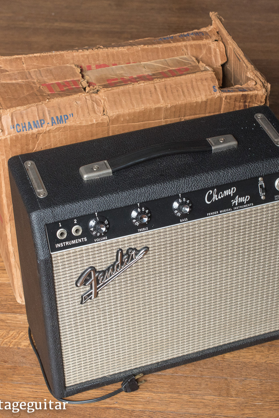 Vintage 1966 Fender Champ amp original box