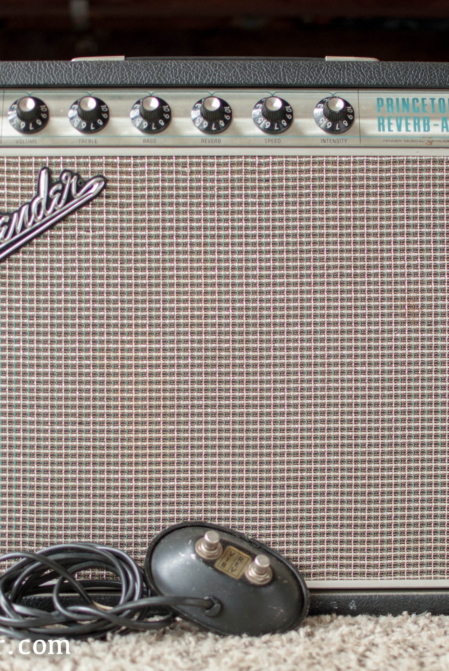 Fender Princeton Reverb guitar amp 1968 vintage drip edge black line