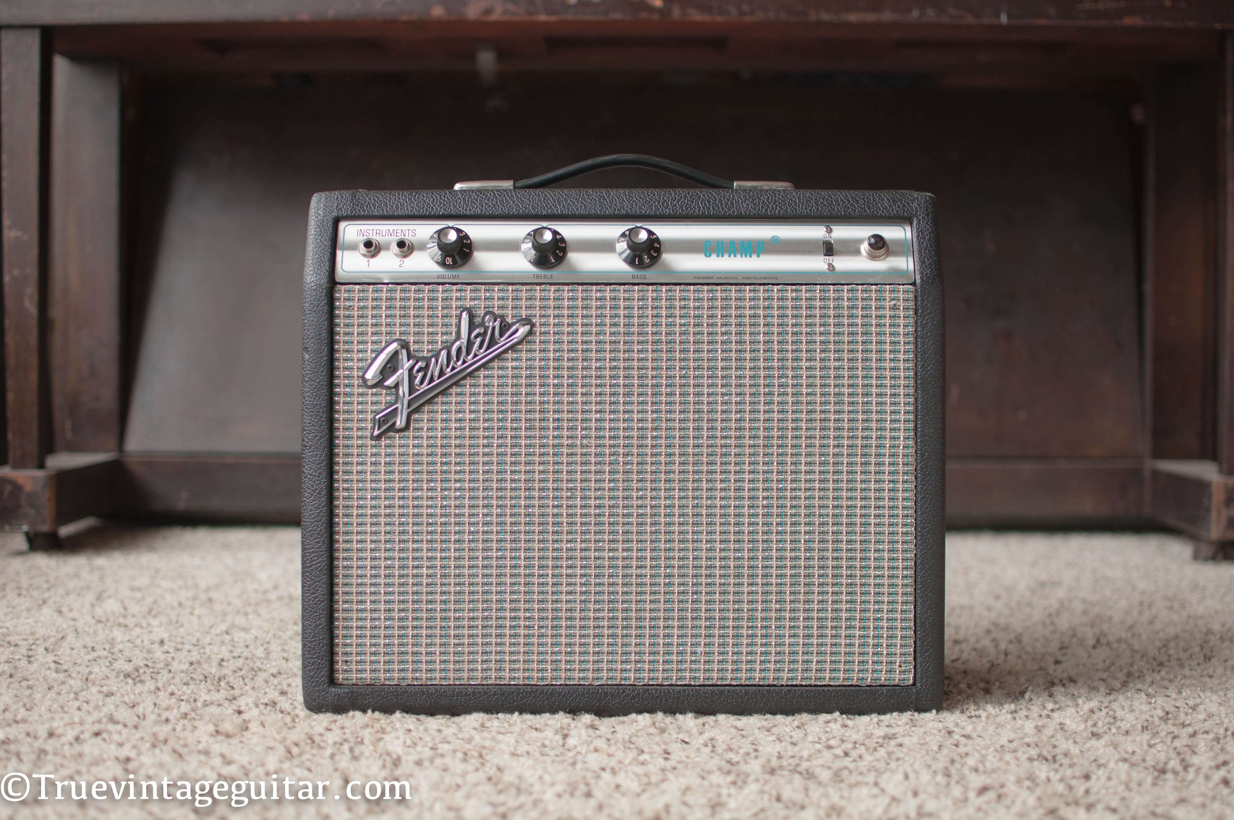 vintage 1971 Fender Champ amplifier