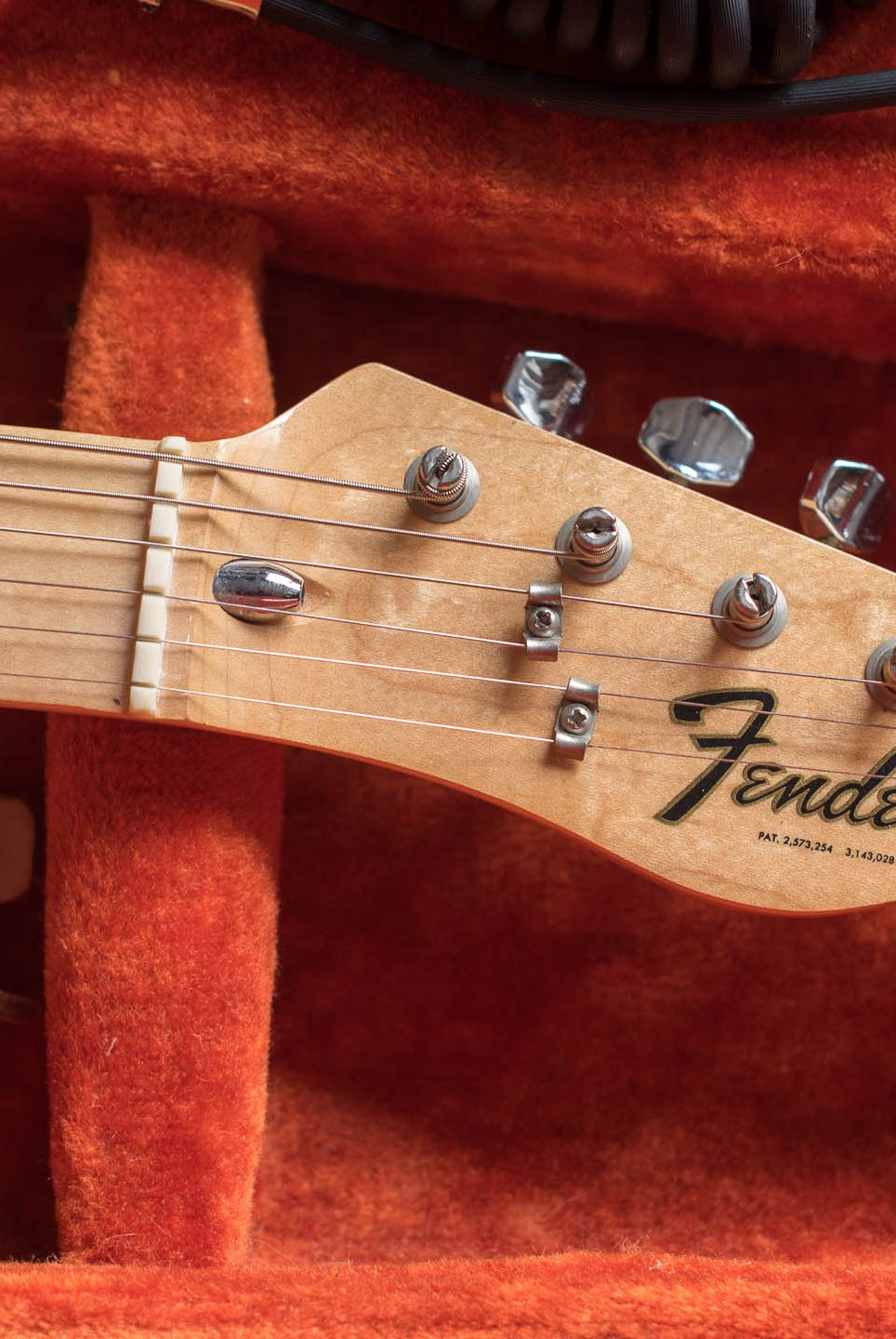 Vintage Guitar Library: book suggestion on vintage Fender Telecaster guitars