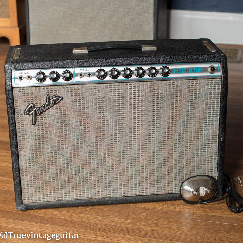 1976 Fender Deluxe Reverb Vintage Guitar Amplifier