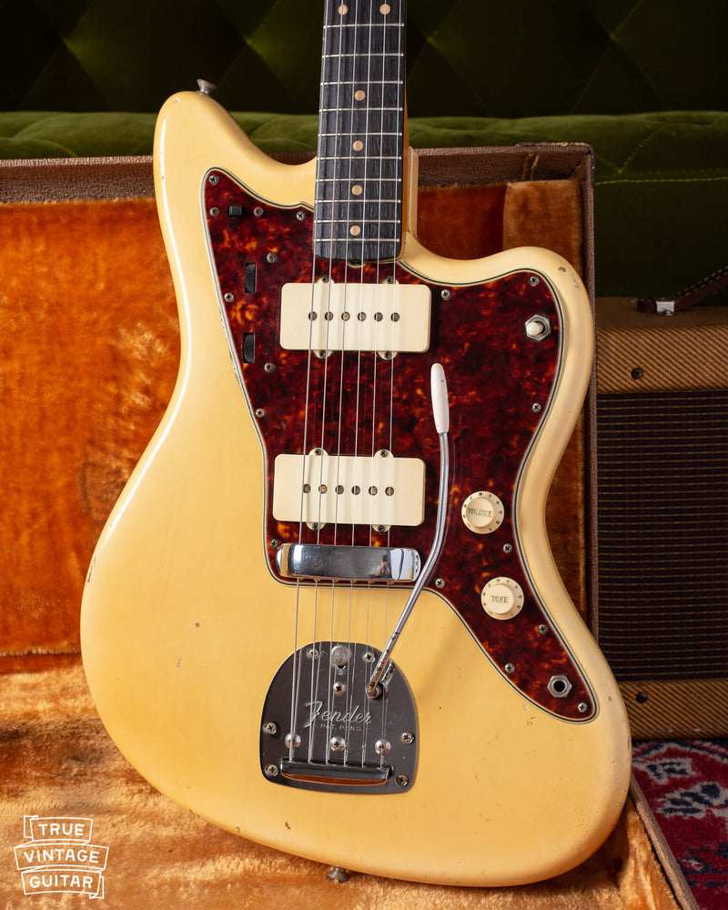 Fender Jazzmaster 1961 in Blond white cream finish with red pickguard