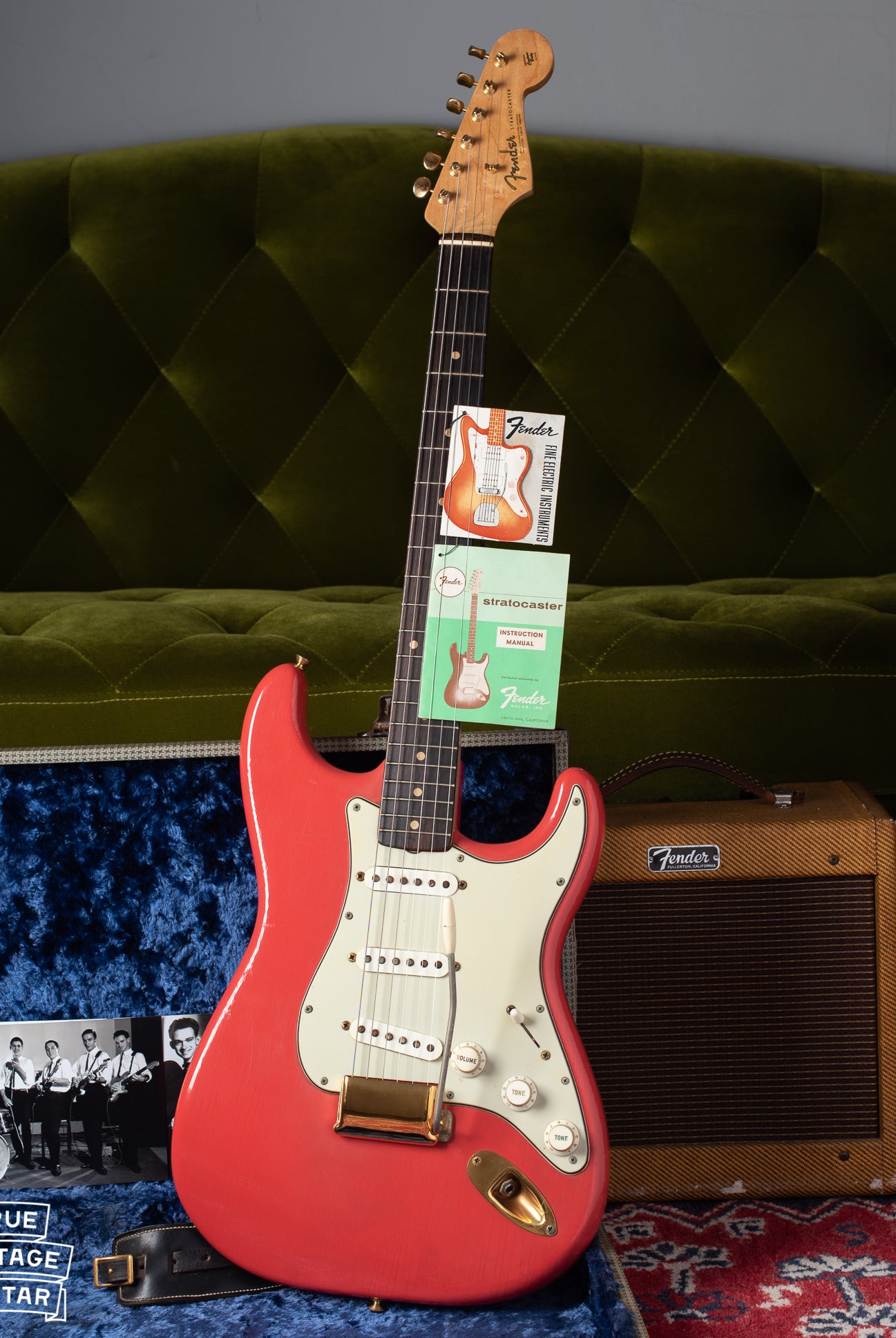 Fender Stratocaster 1962 Fiesta Red with Gold Hardware