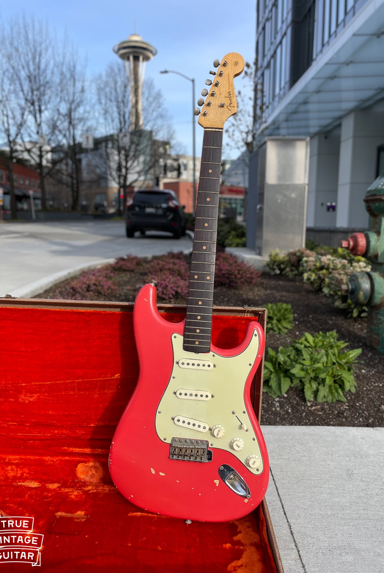 Fender guitar buyer for Stratocaster Red 1963