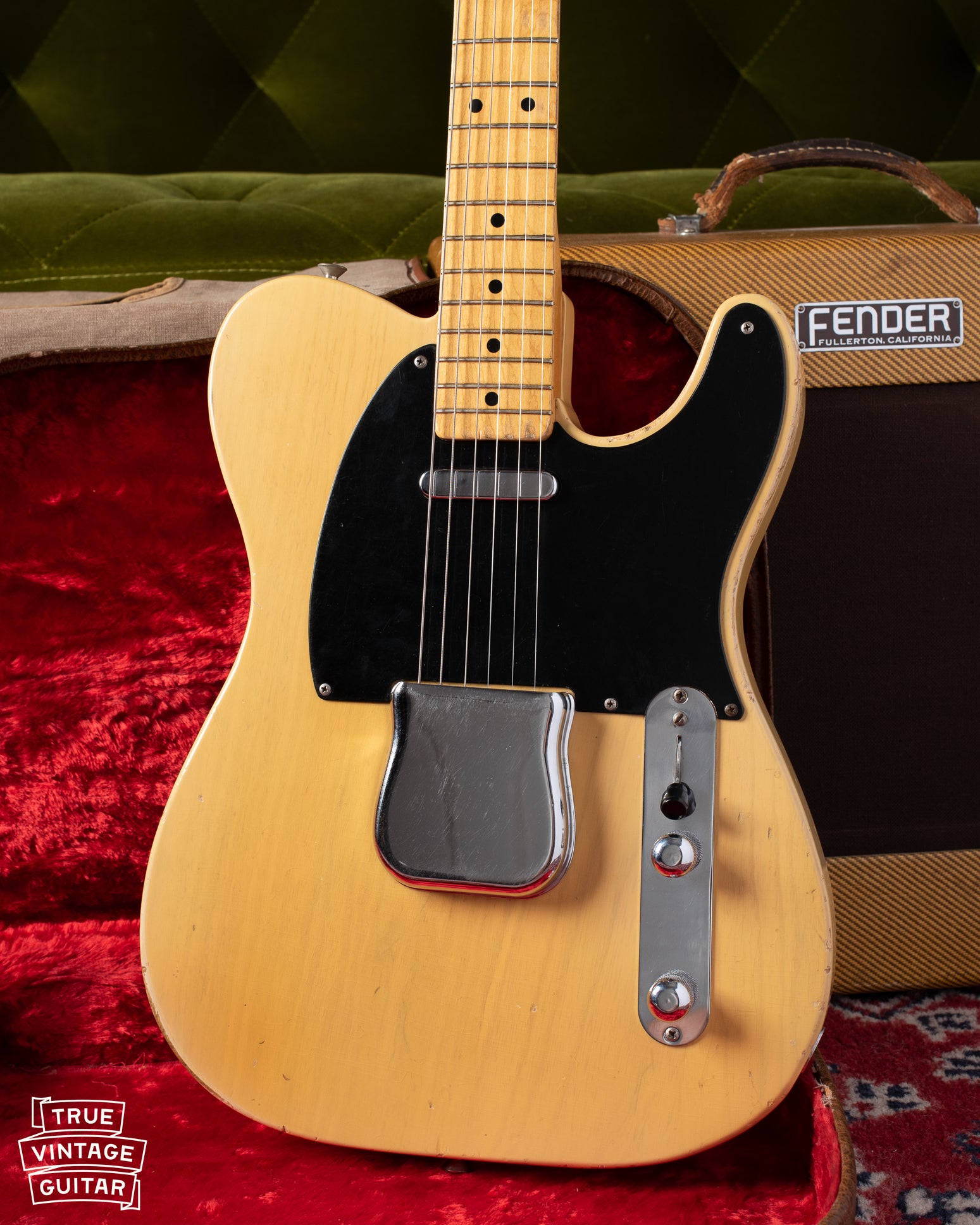 Fender Telecaster 1953 guitar with black pickguard