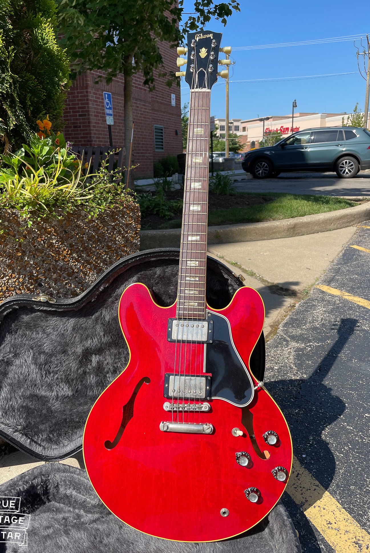 Gibson ES-335 1963 Cherry Red guitar in Illinois