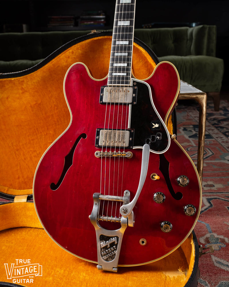 Video of a vintage Gibson ES-355 Mono guitar