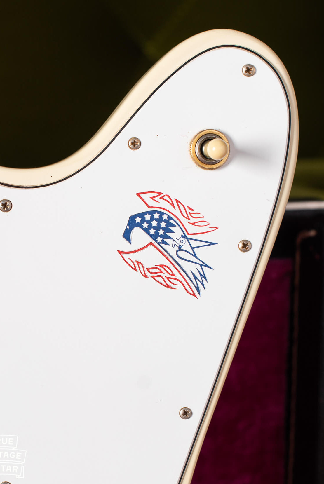 Gibson Firebird body shapes reverse and non-reverse 1960s