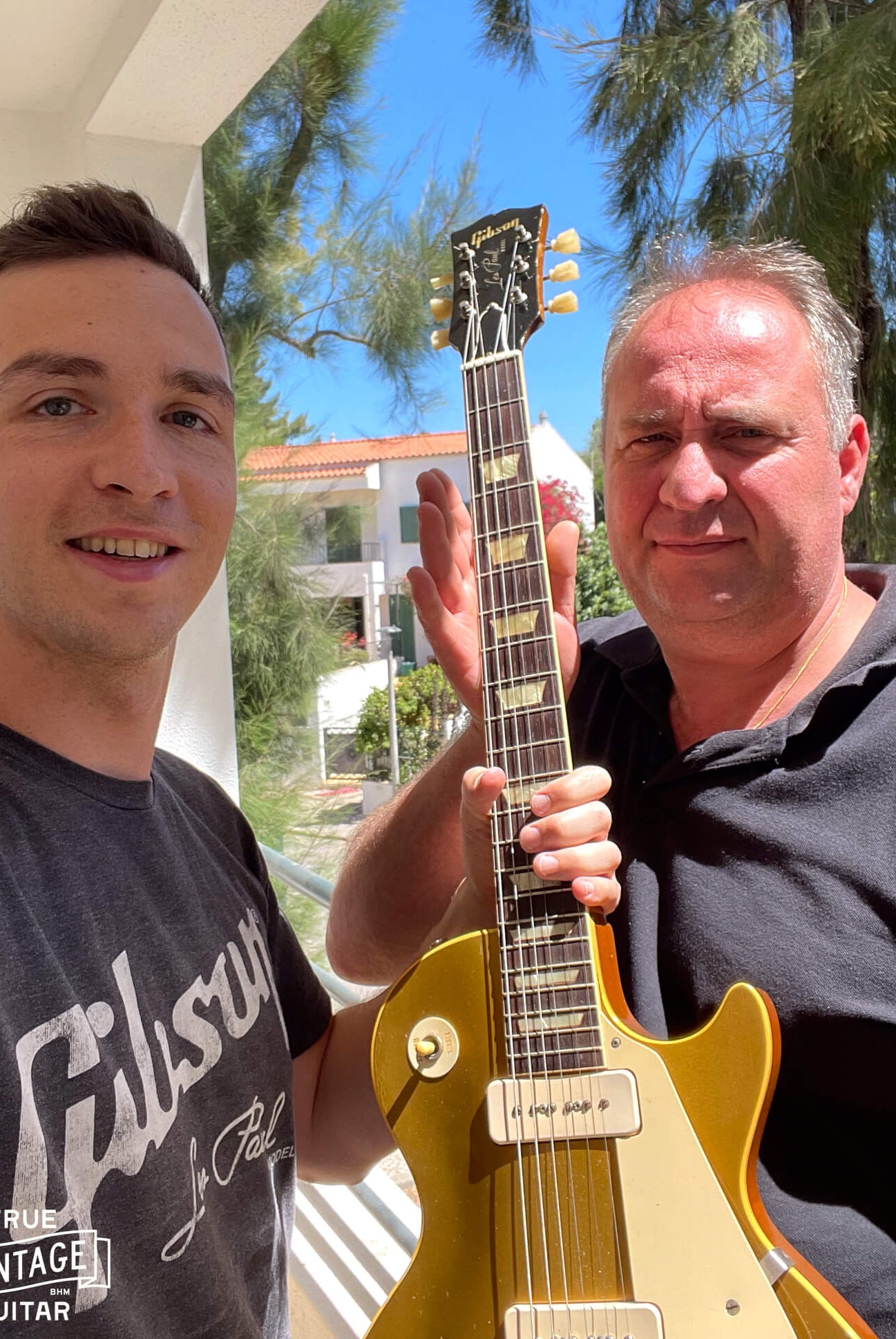 1950s Gibson Les Paul guitar buyer in Europe and Portugal