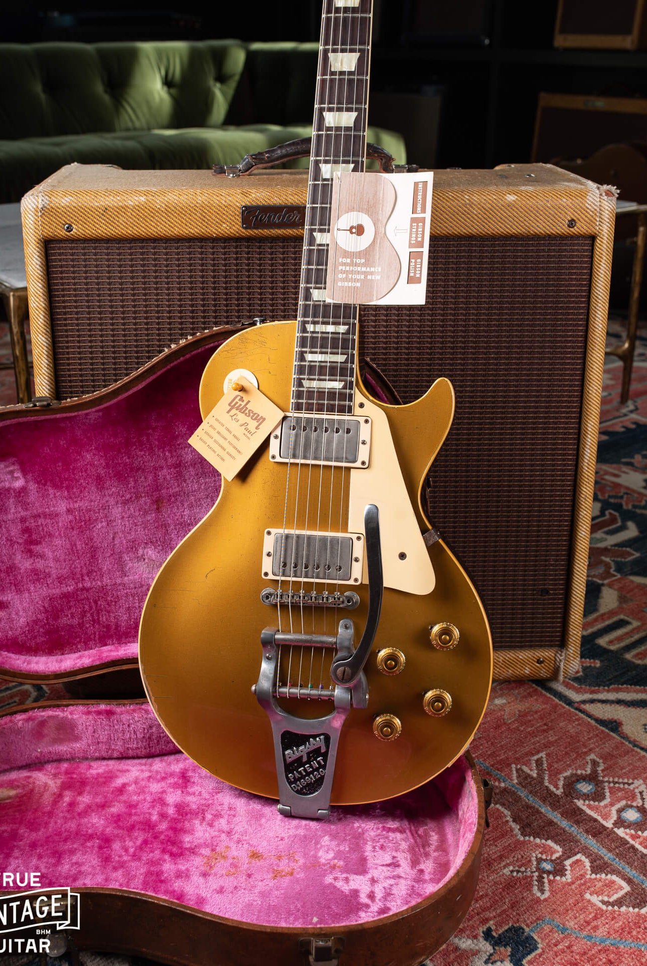 Gibson Les Paul gold 1957-1958 goldtop guitar with humbucker pickups