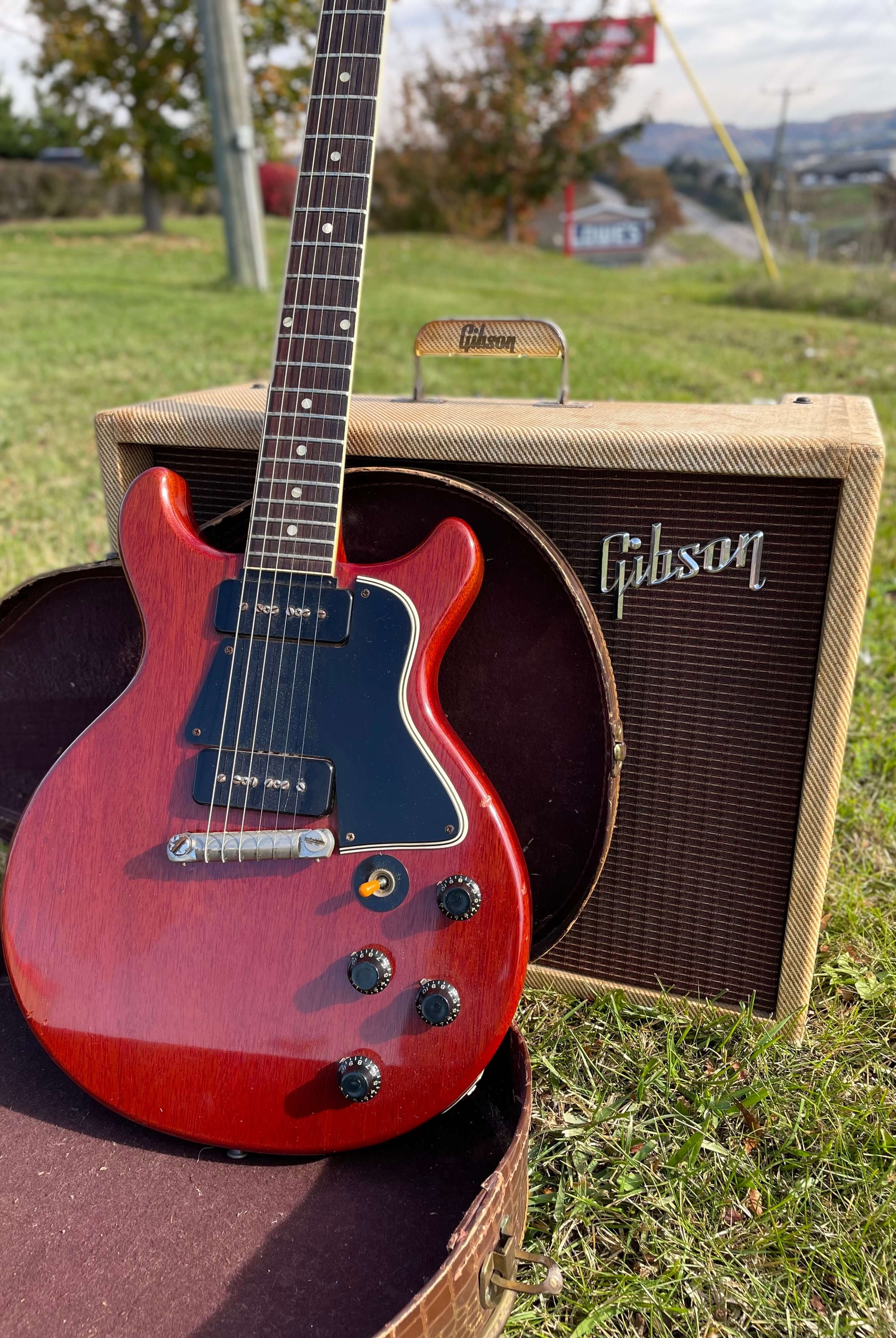 Gibson Les Paul Collector and buyer for vintage Gibson guitars