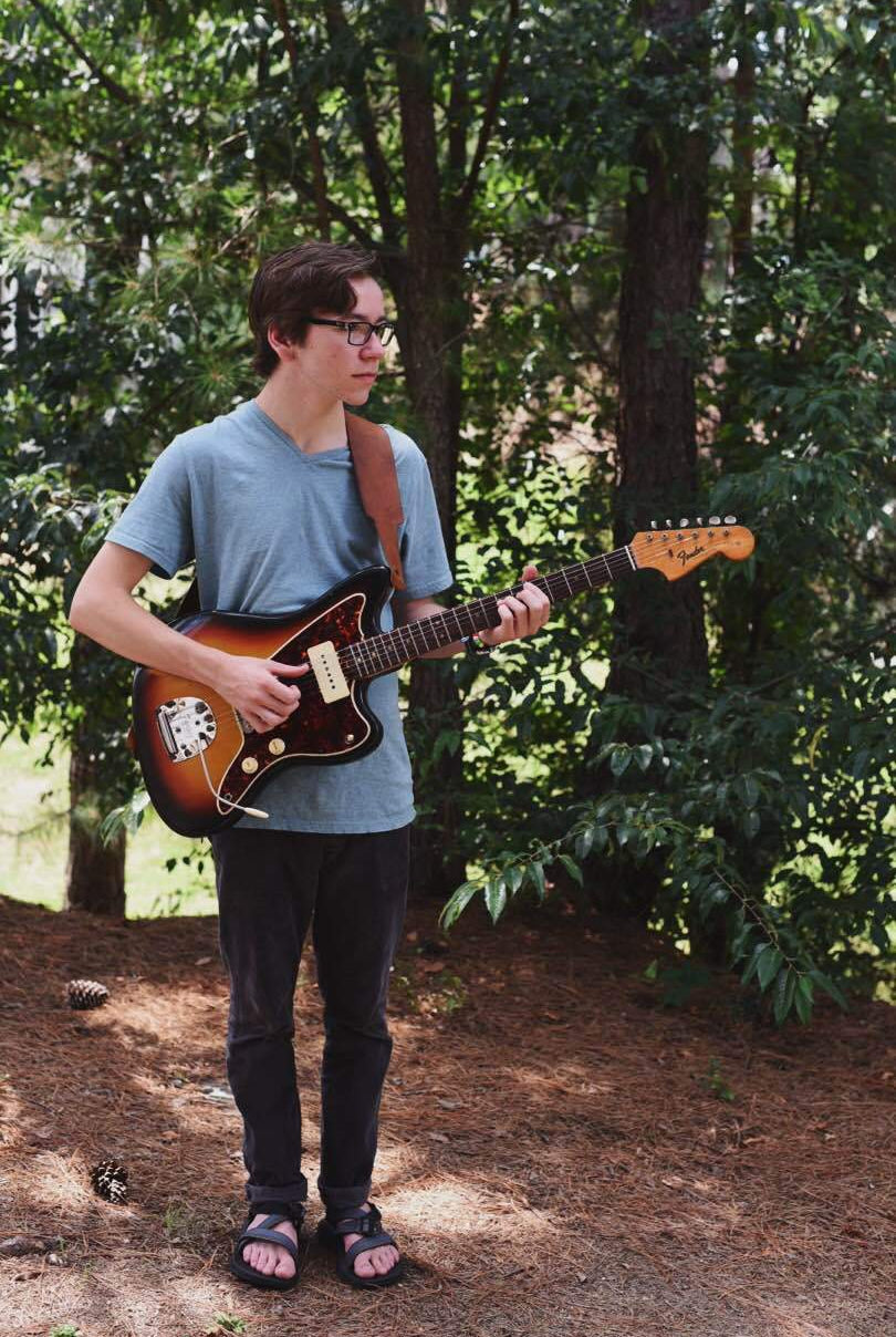 Summer intern at True Vintage Guitar