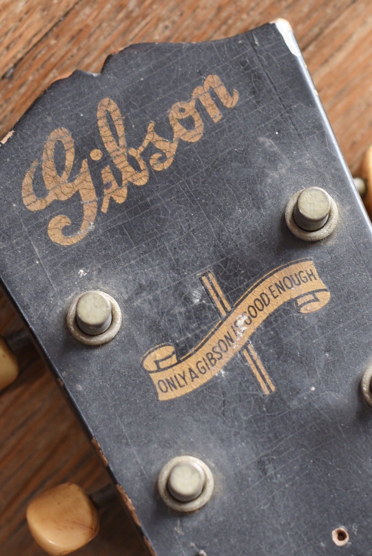 c. 1945 Gibson J-45 Banner