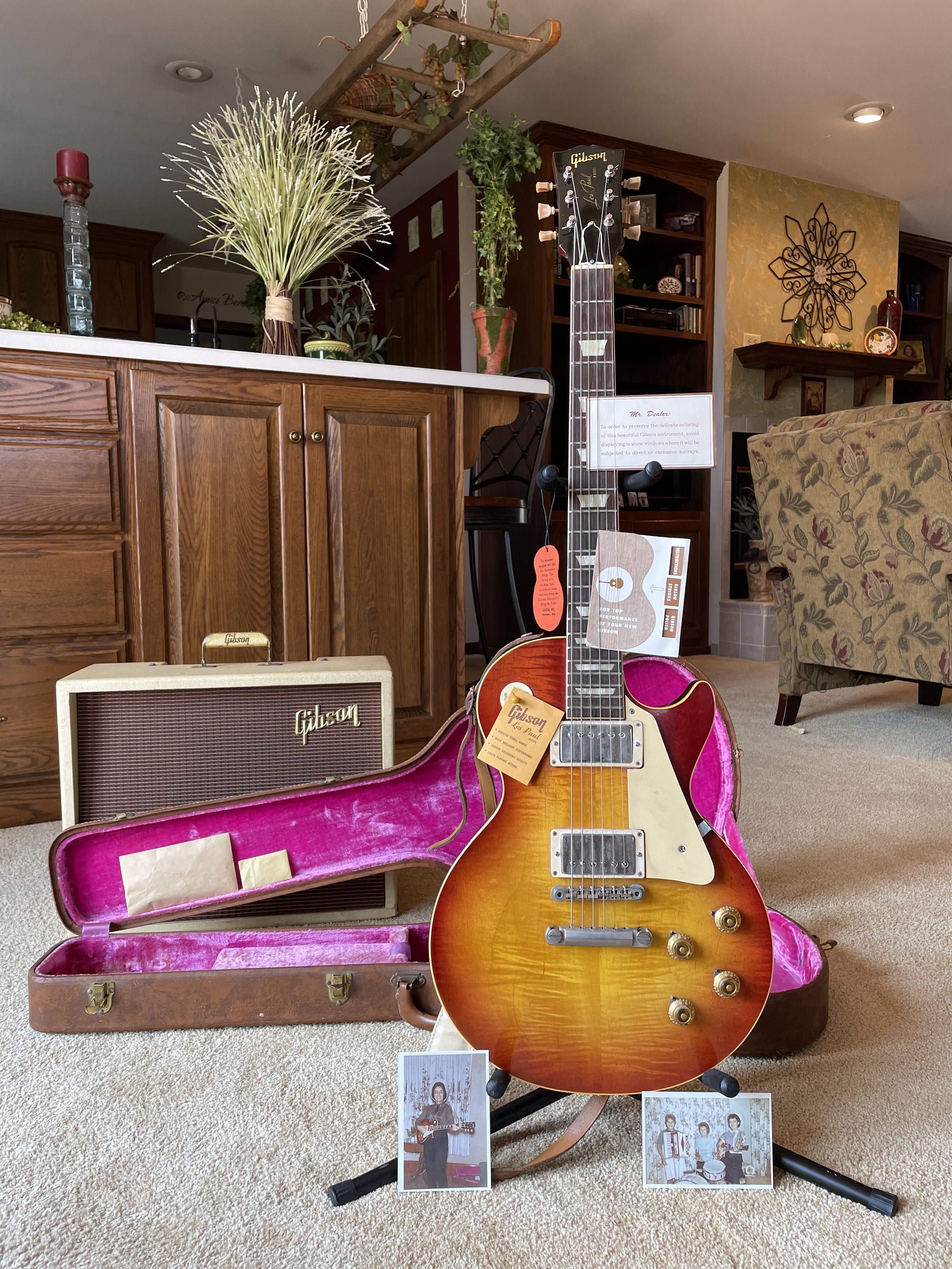 Gibson Les Paul Standard 1960 original vintage real Burst with hang tags and original case.