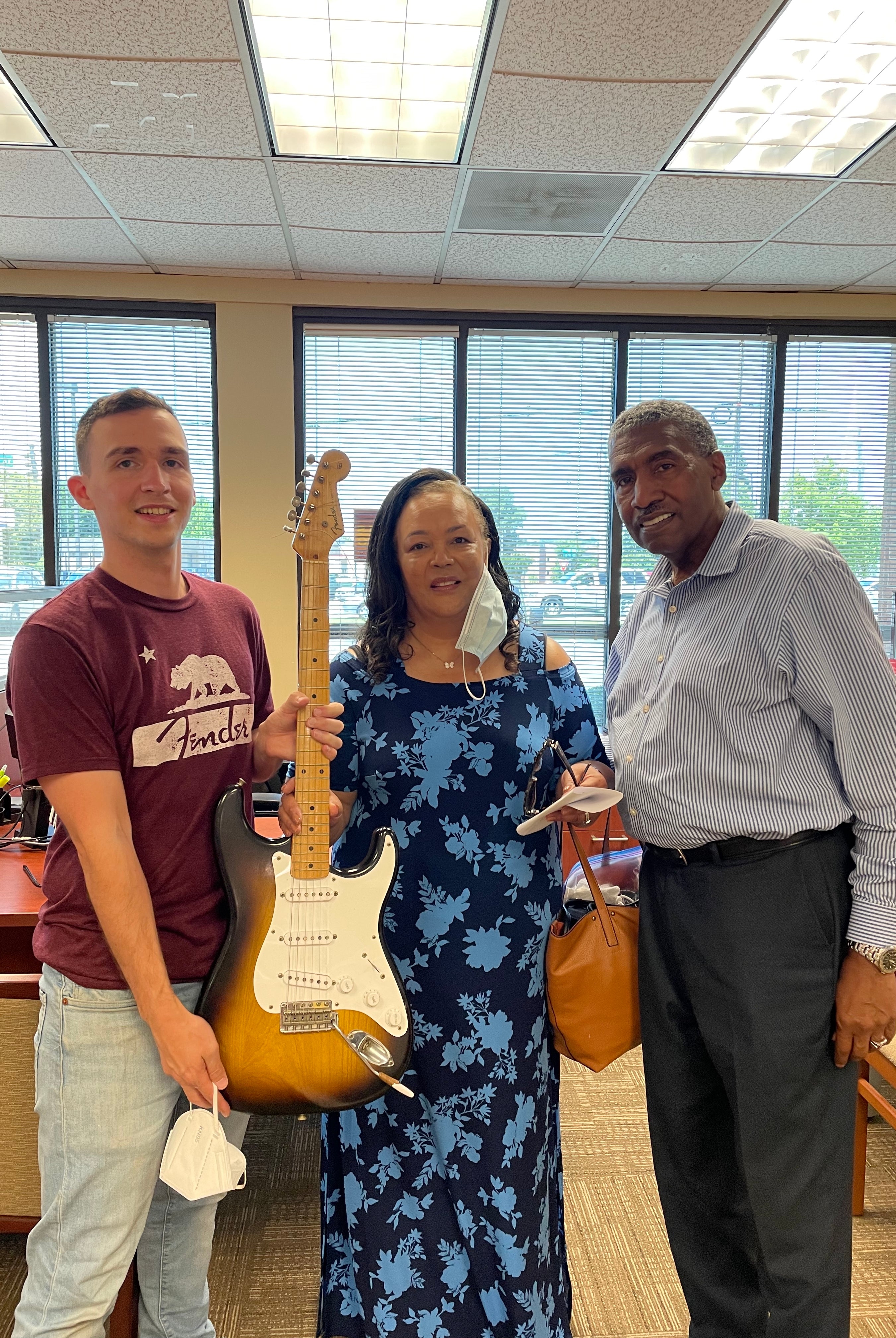 where to sell Fender Stratocaster guitars 1950s 1960s