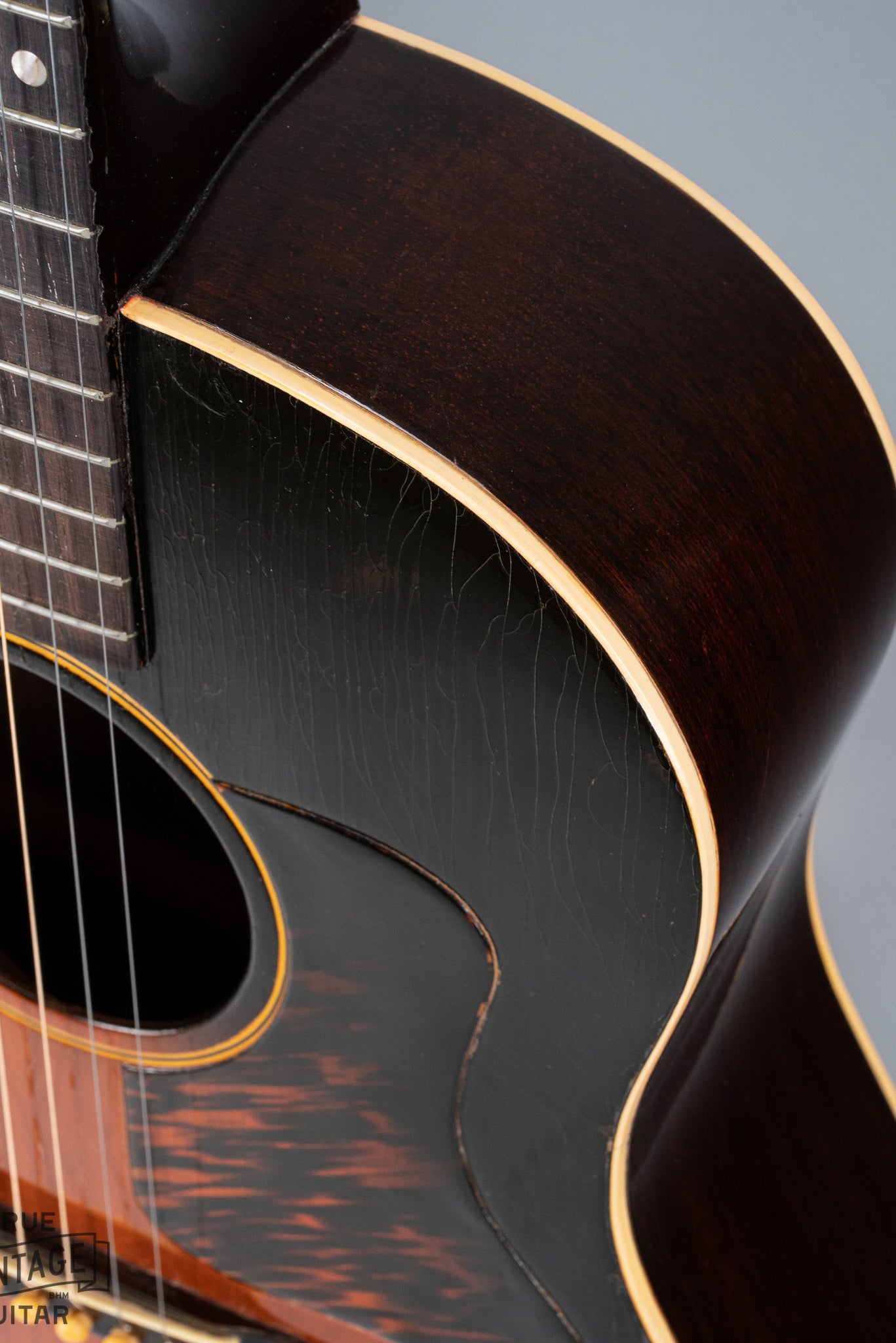 1939 Gibson J35 Sunburst Shoulder