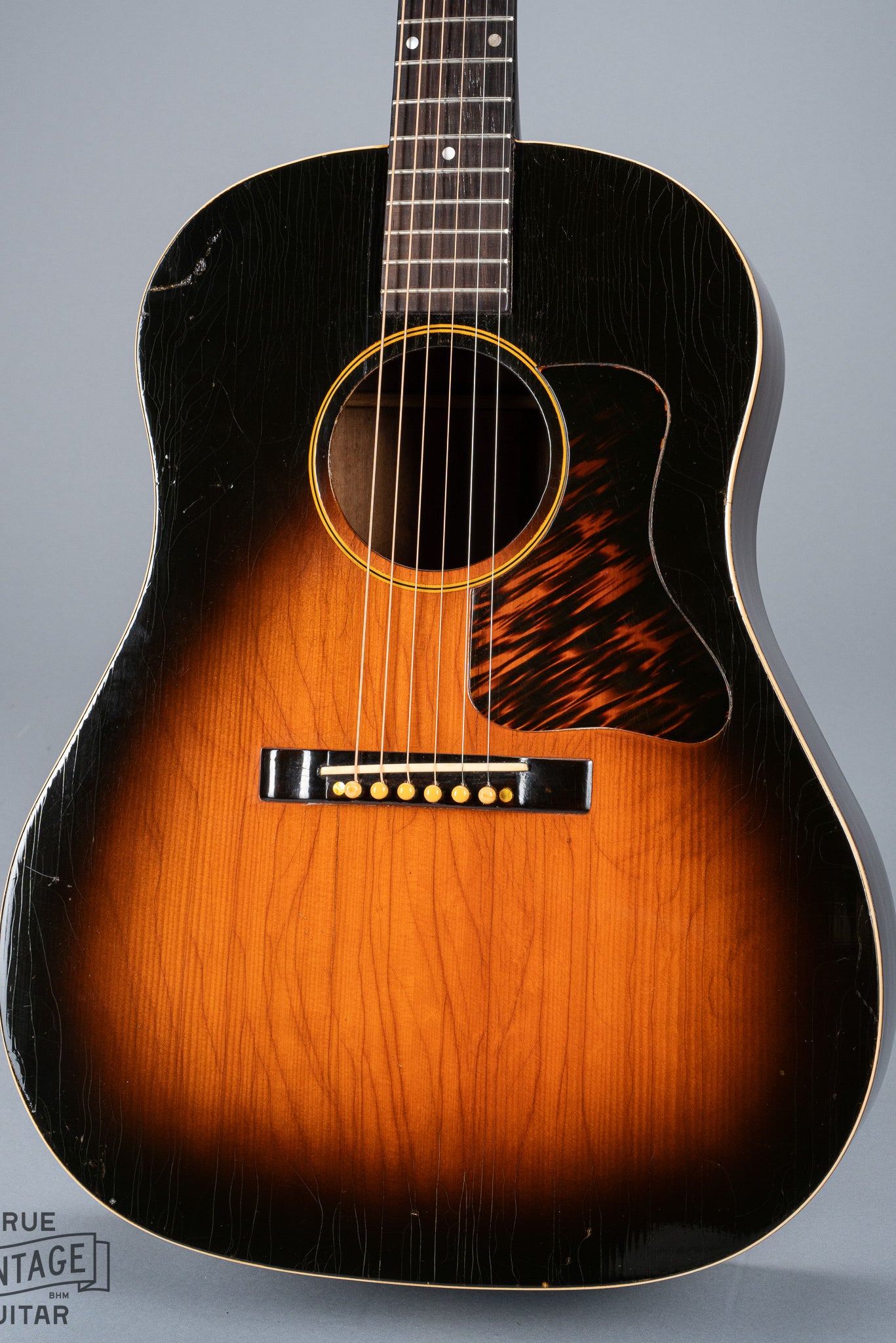 1939 Gibson J-35 Sunburst vintage acoustic guitar with firestripe pickguard Front of Body