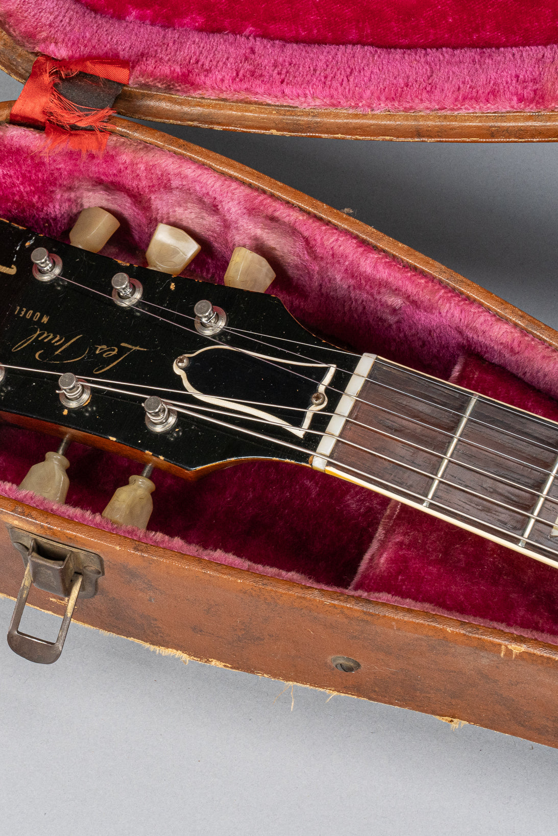 front of 1952 Gibson Les Paul Goldtop guitar neck and headstock in original case