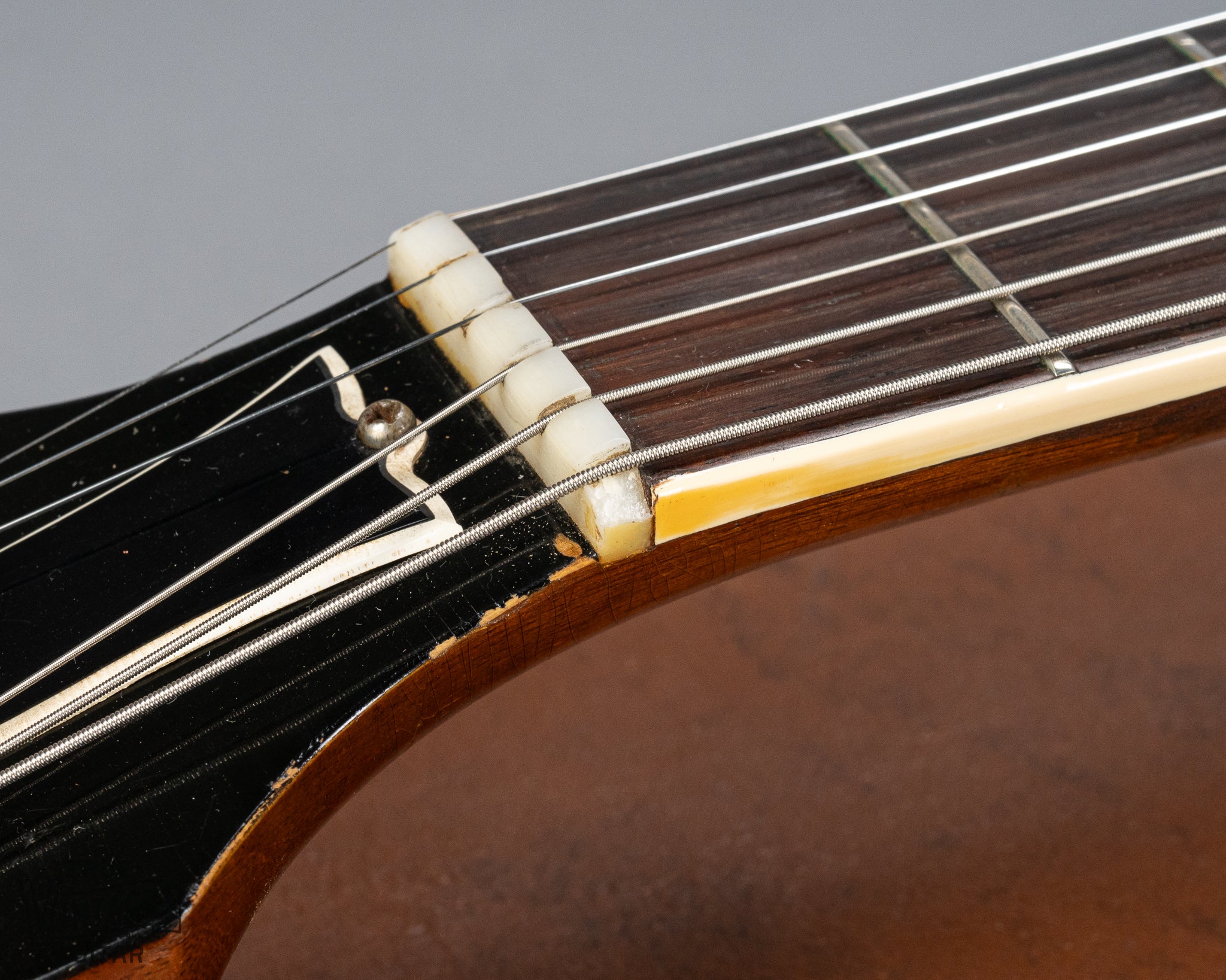 1952 Gibson Les Paul Goldtop nut