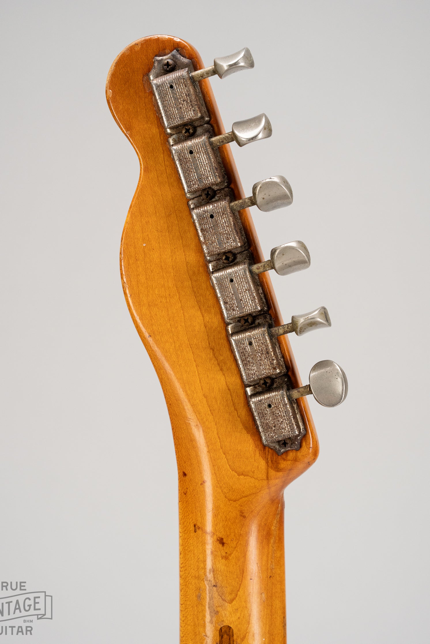 Single line Kluson tuners