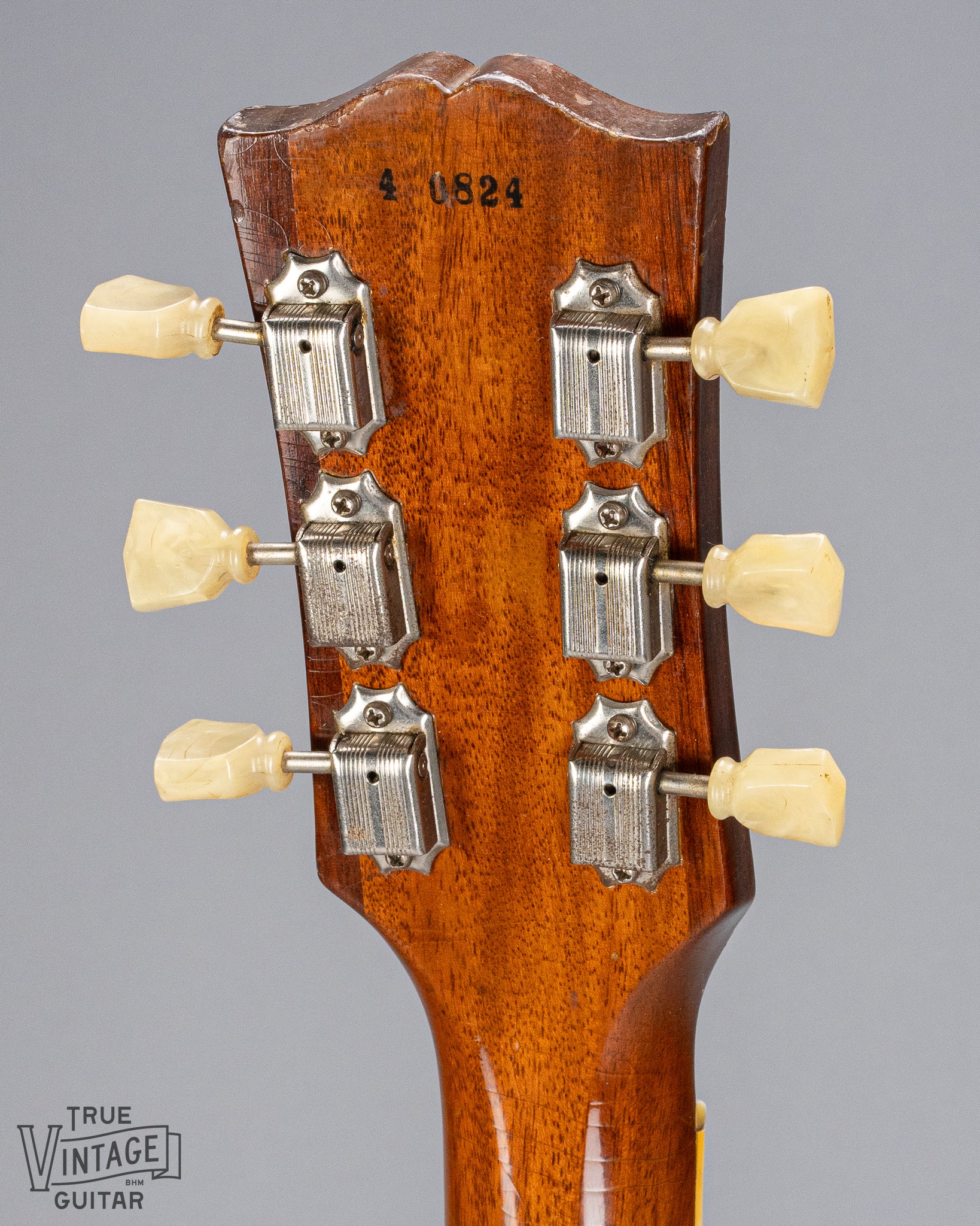 back of Front of 1954 Gibson Les Paul Goldtop guitar headstock serial number tuners