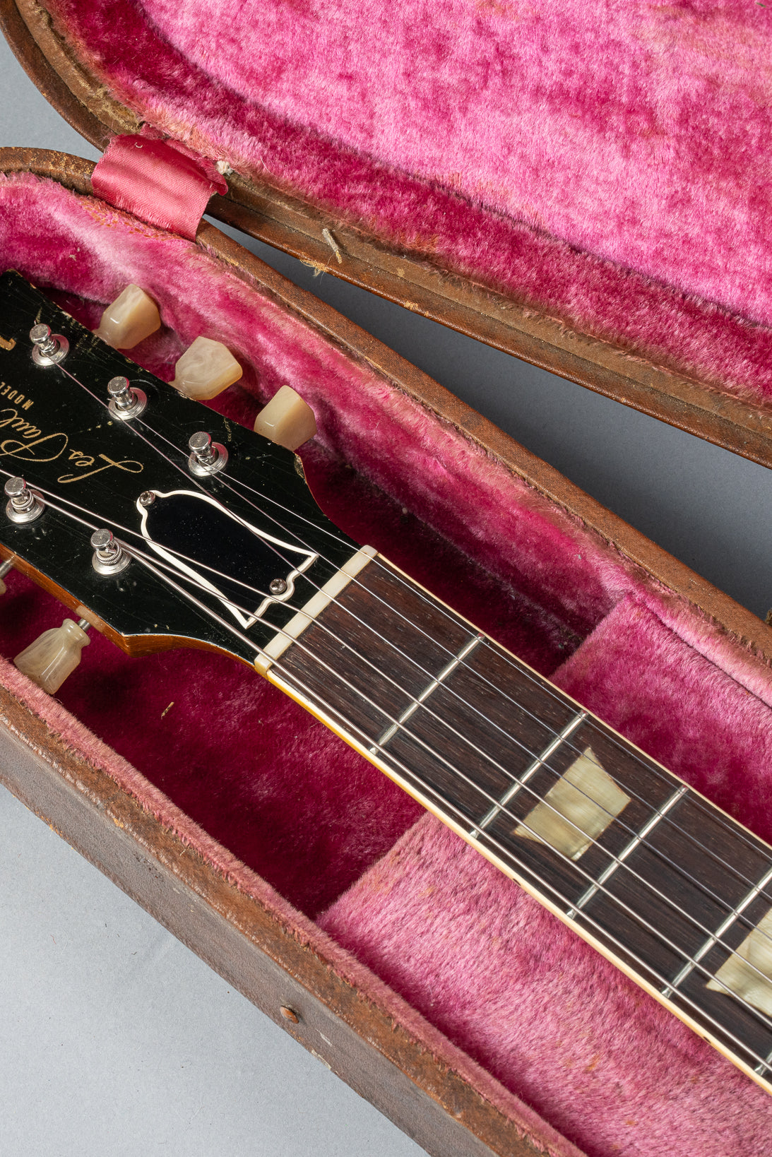 front of 1954 Gibson Les Paul Standard Goldtop guitar headstock and neck in original case