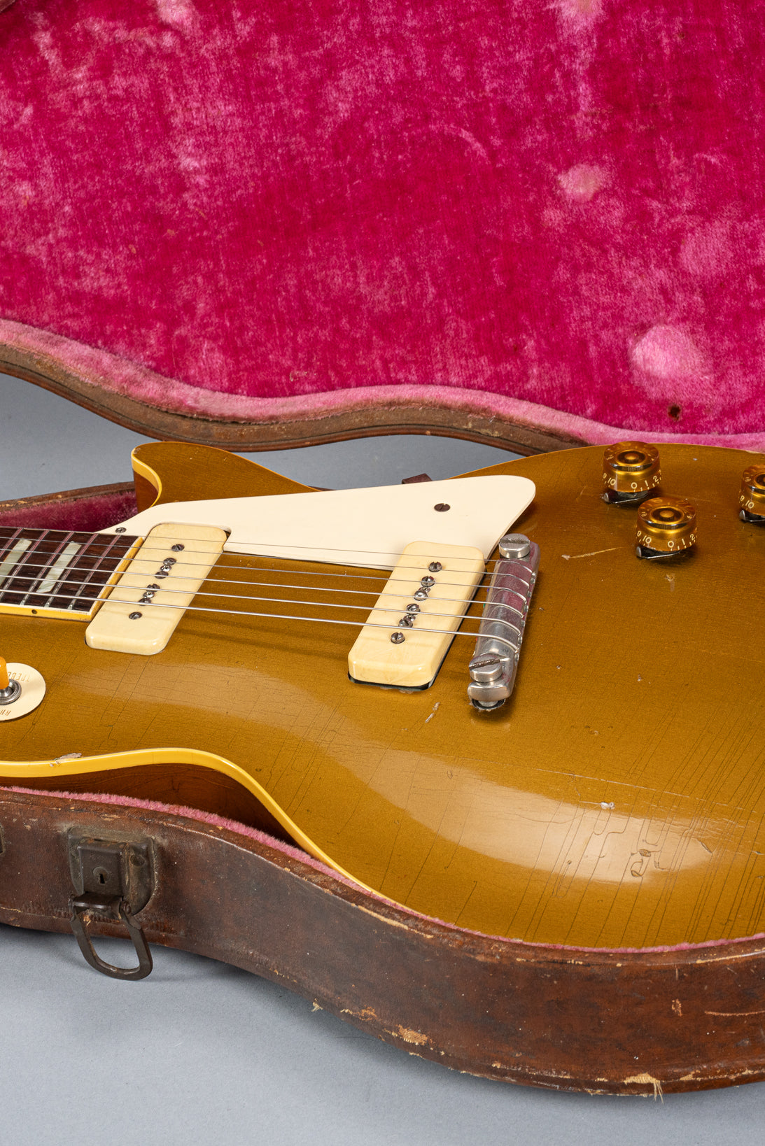 1954 Gibson Les Paul Standard Goldtop guitar body in original case gibson