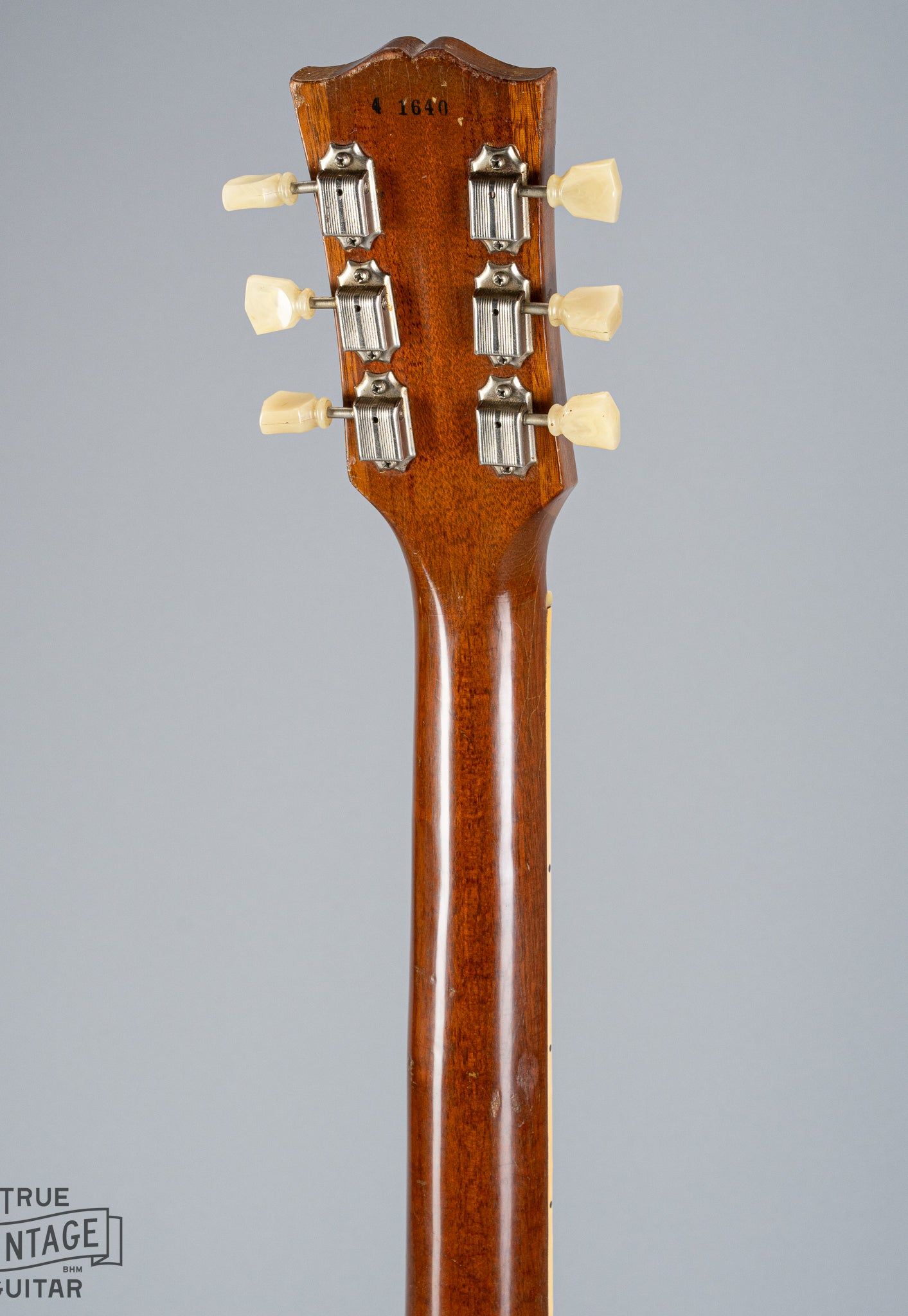 back of 1954 Gibson Les Paul Standard Goldtop guitar neck serial number tuners mahogany gibson