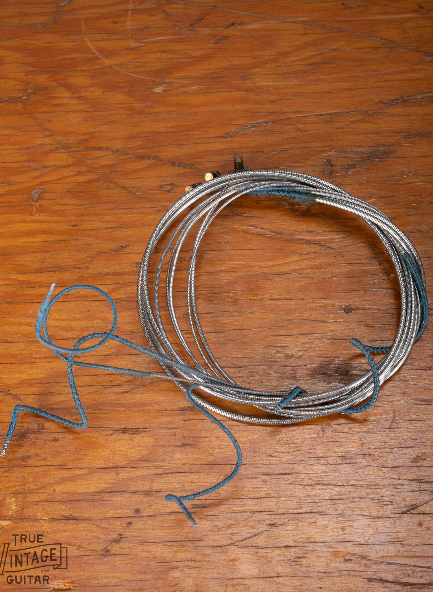 1959 Fender Precision Bass P Bass Sunburst original fender strings