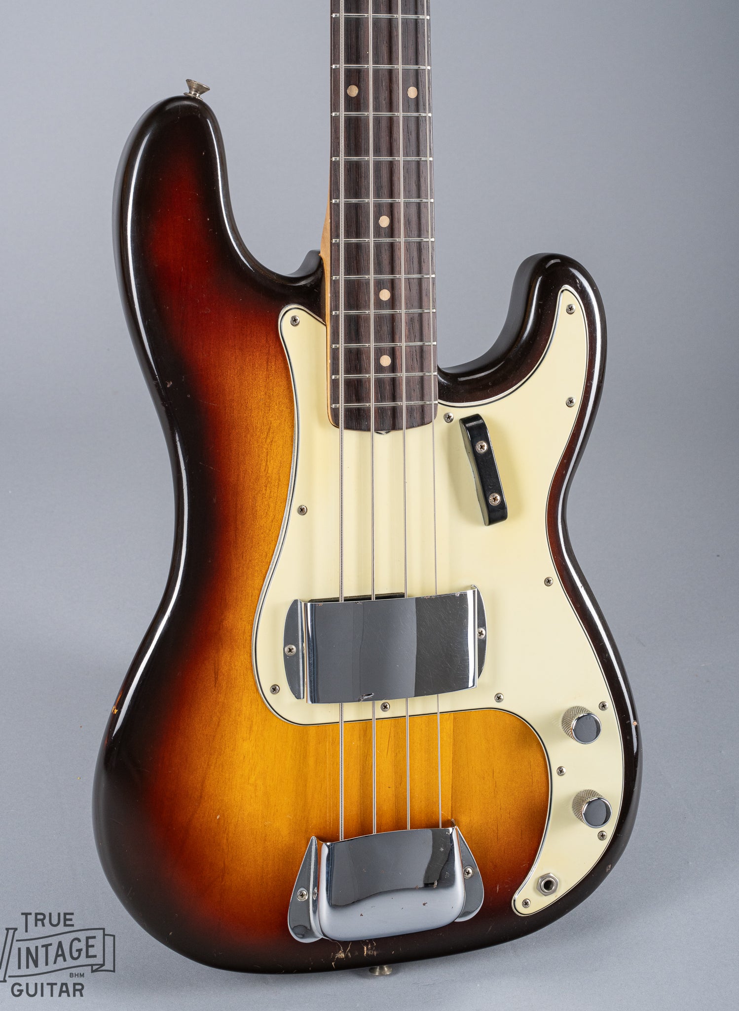 front of 1959 Fender Precision Bass P Bass Sunburst pickguard pickup and bridge chrome cover Three Layer Nitrate Mint Pick Guard