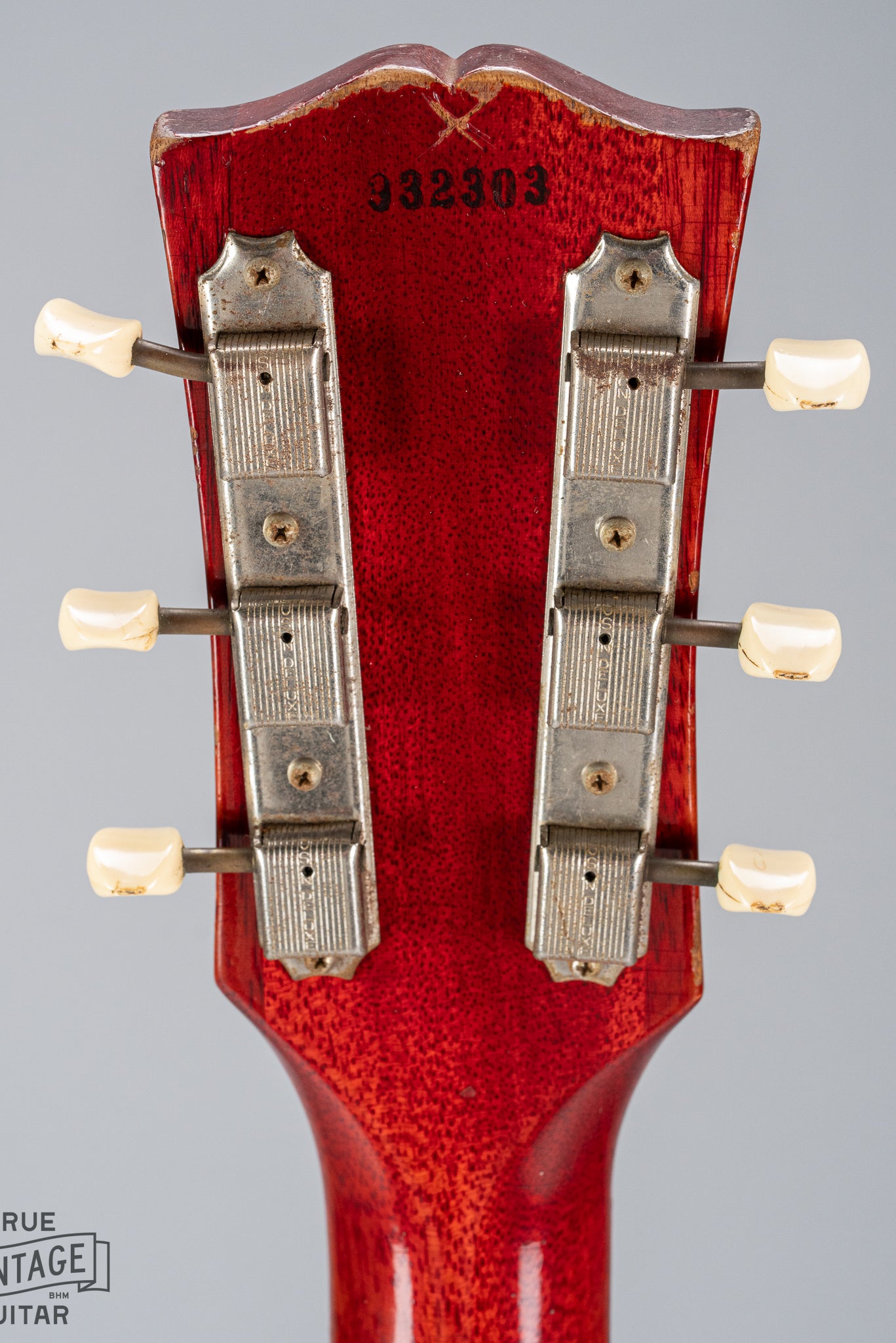 back of 1959 Gibson Les Paul Junior cherry guitar tuning machines tuner buttons serial number neck and headstock