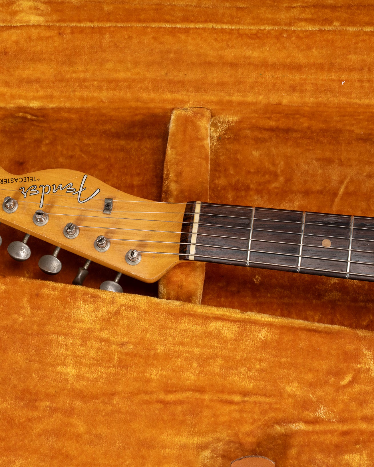Olympic White 1960 Fender Telecaster Headstock in original case