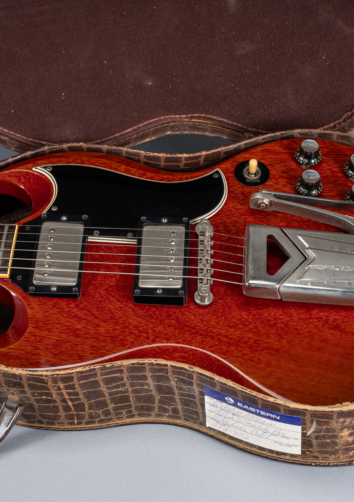 Front of 1961 Gibson Les Paul Standard Cherry in Original Case