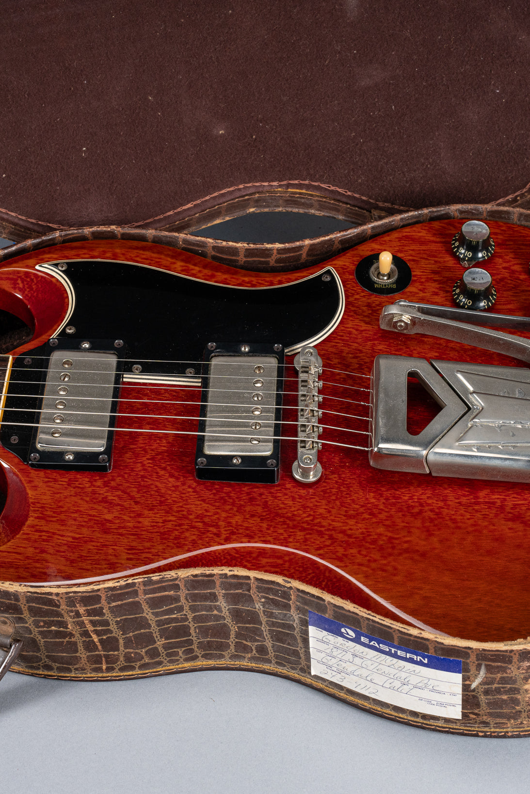 Front of 1961 Gibson Les Paul Standard Cherry in Original Case