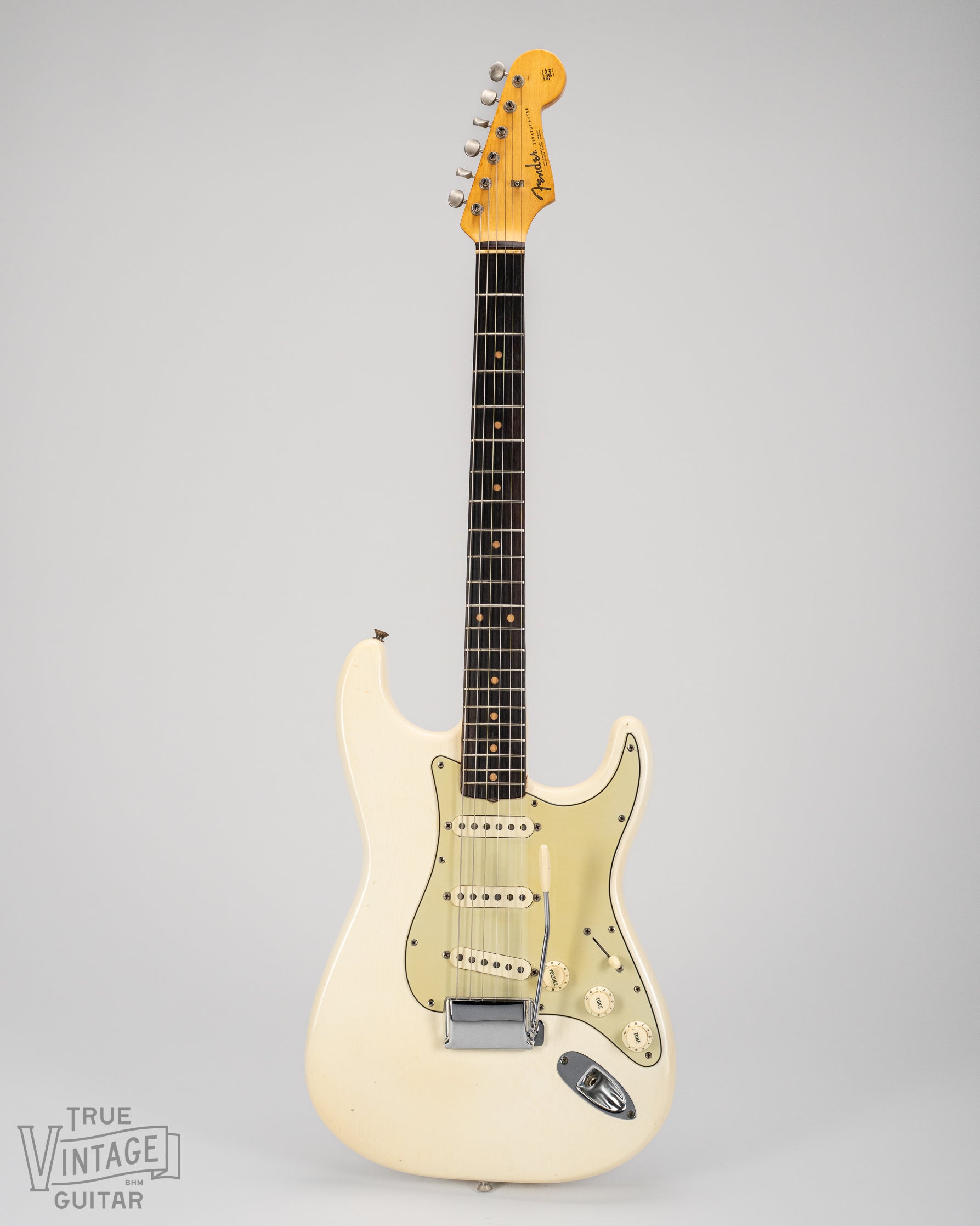 Front of 1962 Fender Stratocaster Olympic White guitar