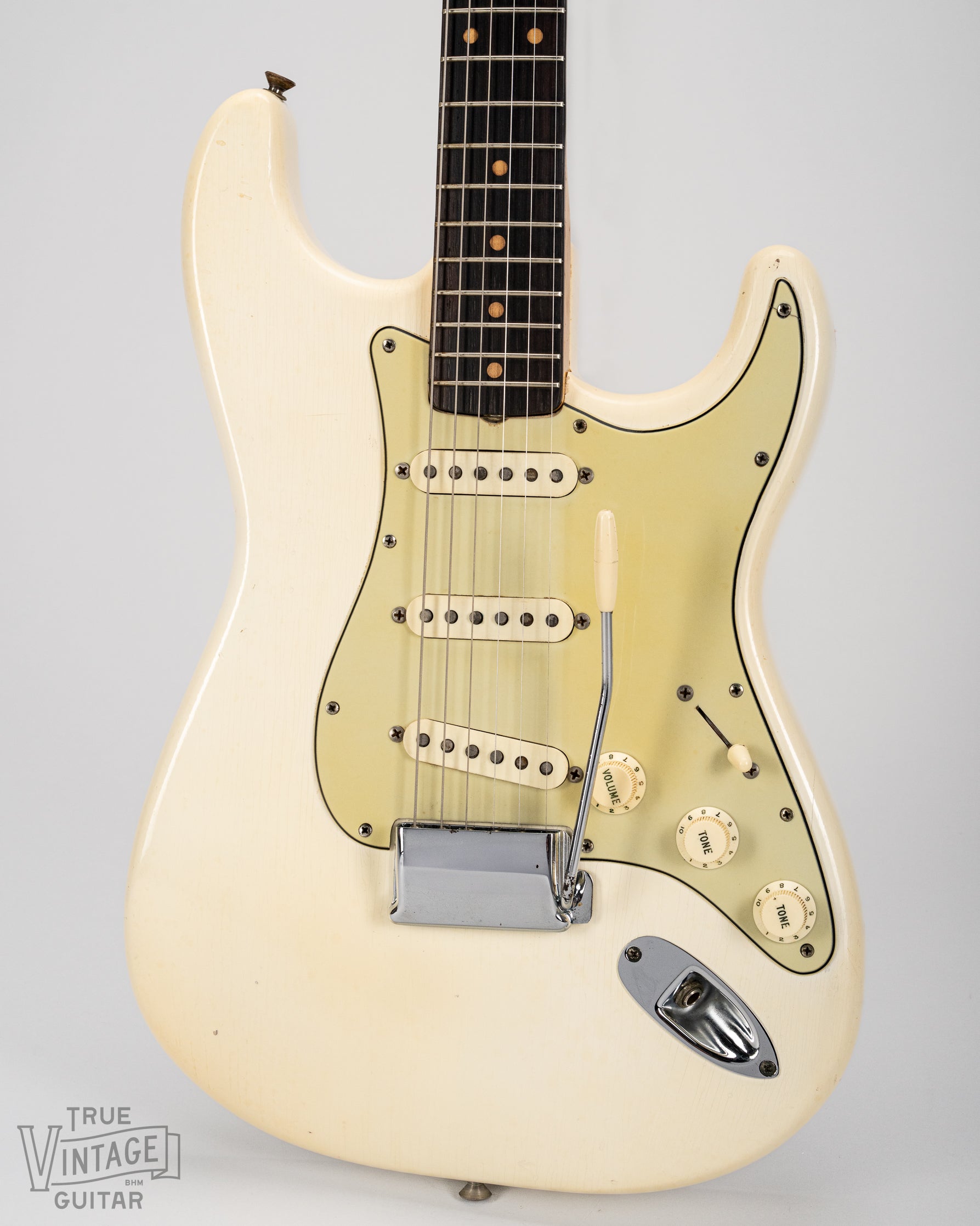 Body of 1962 Fender Stratocaster Olympic White guitar