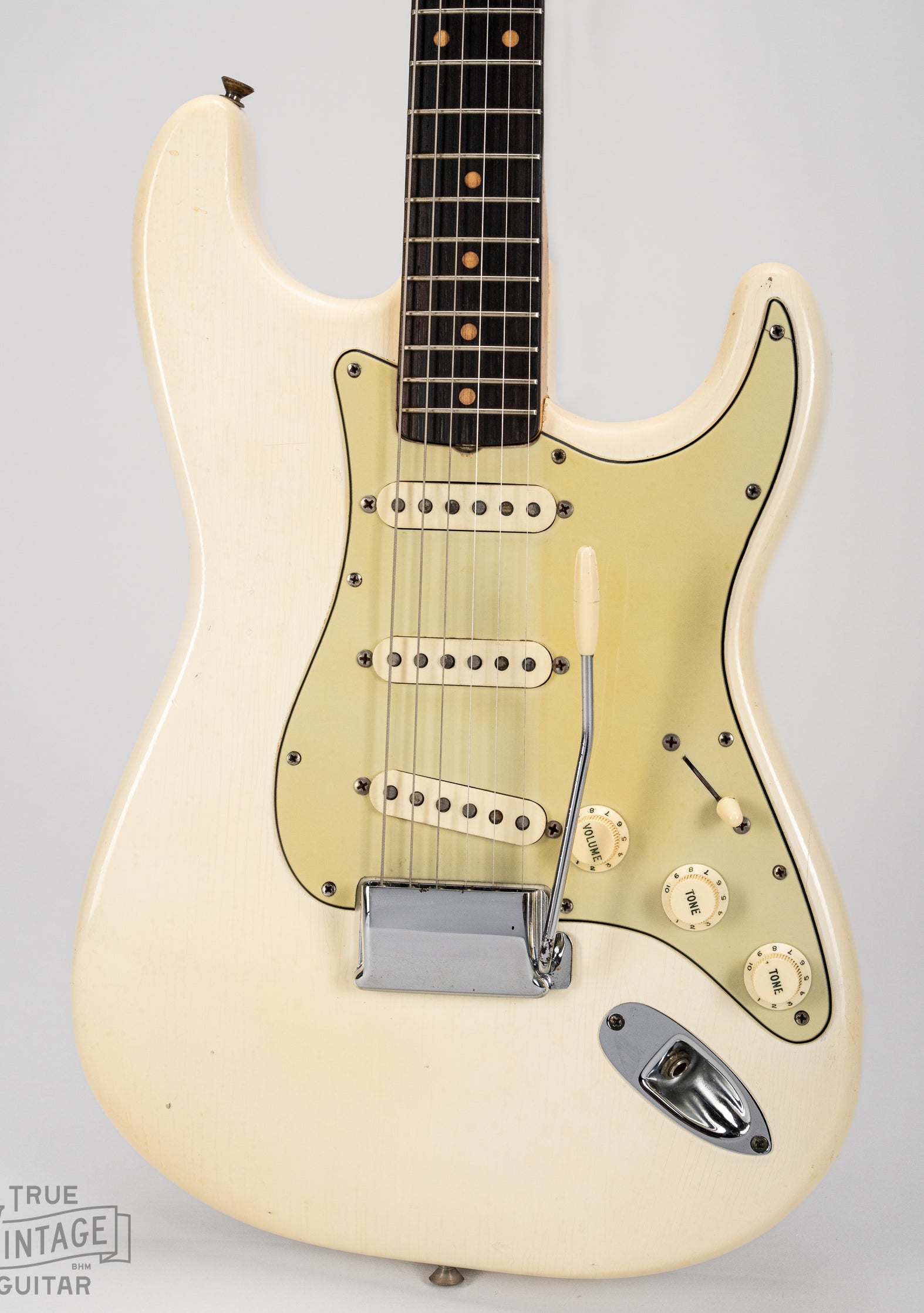 Body of 1962 Fender Stratocaster Olympic White guitar