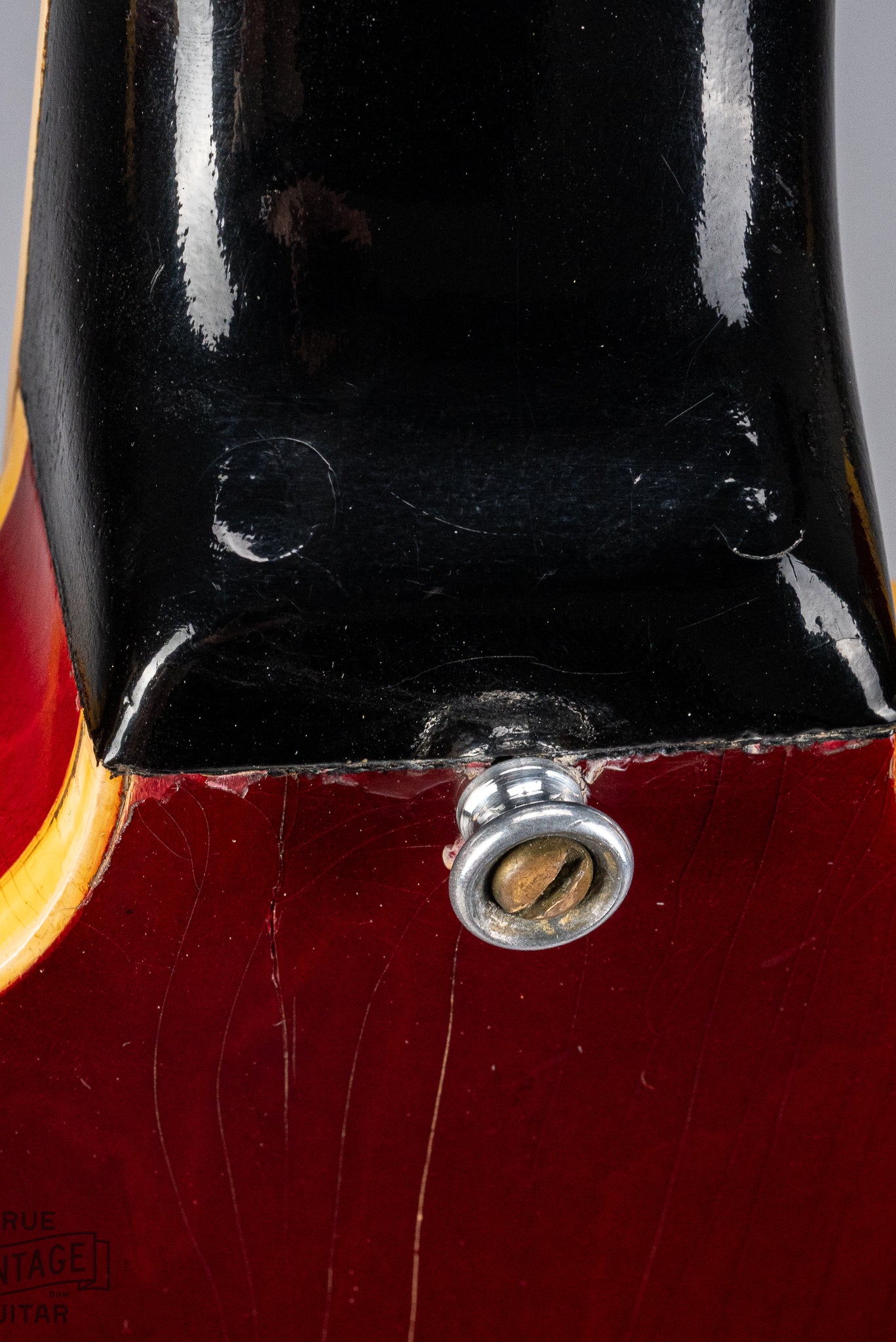 Gibson 1963 ES-335 Cherry red guitar neck heel