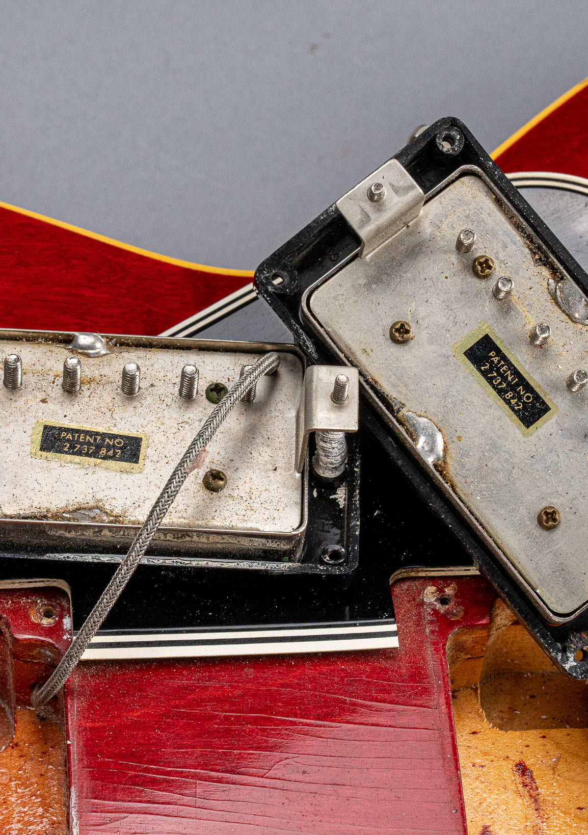 Gibson 1963 ES-335 Cherry red guitar patent number pickups